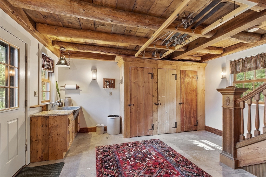 Ashby, Massachusetts, 01431, United States, 4 Bedrooms Bedrooms, ,3 BathroomsBathrooms,Residential,For Sale,1917455