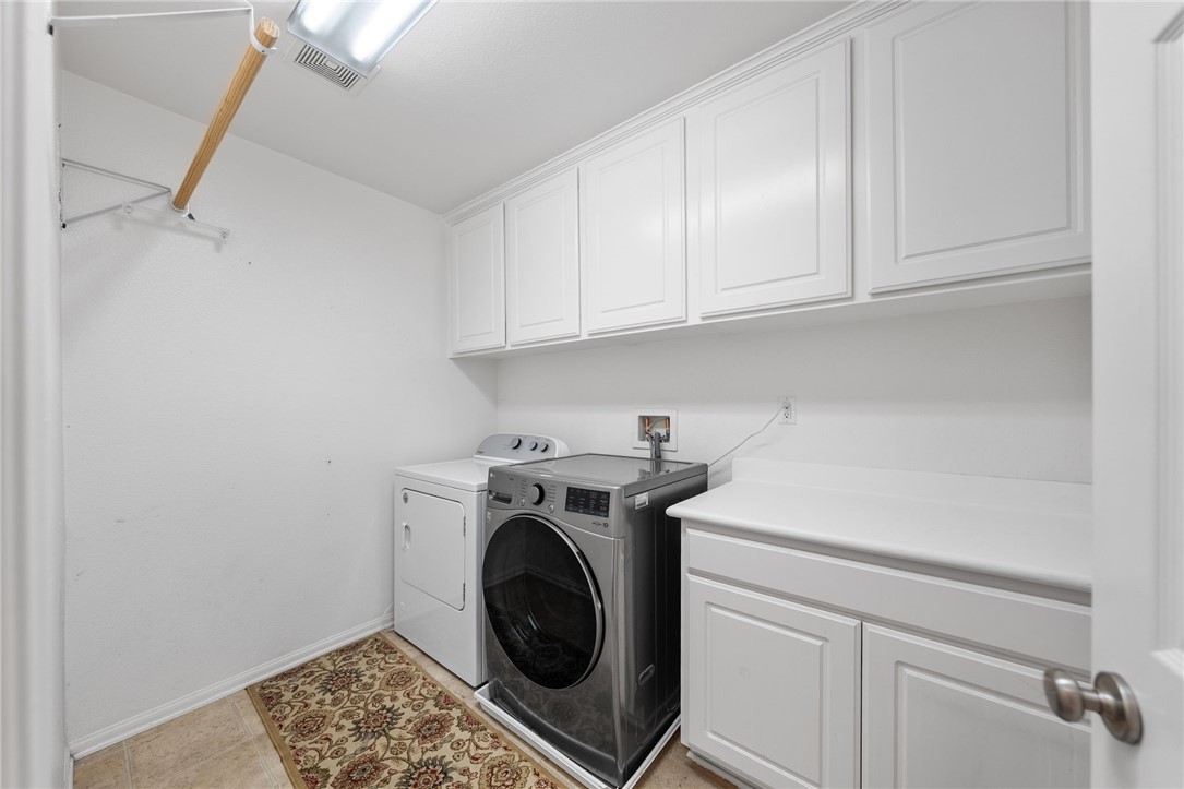 Beaumont, California, 92223, United States, 3 Bedrooms Bedrooms, ,3 BathroomsBathrooms,Residential,For Sale,1979571