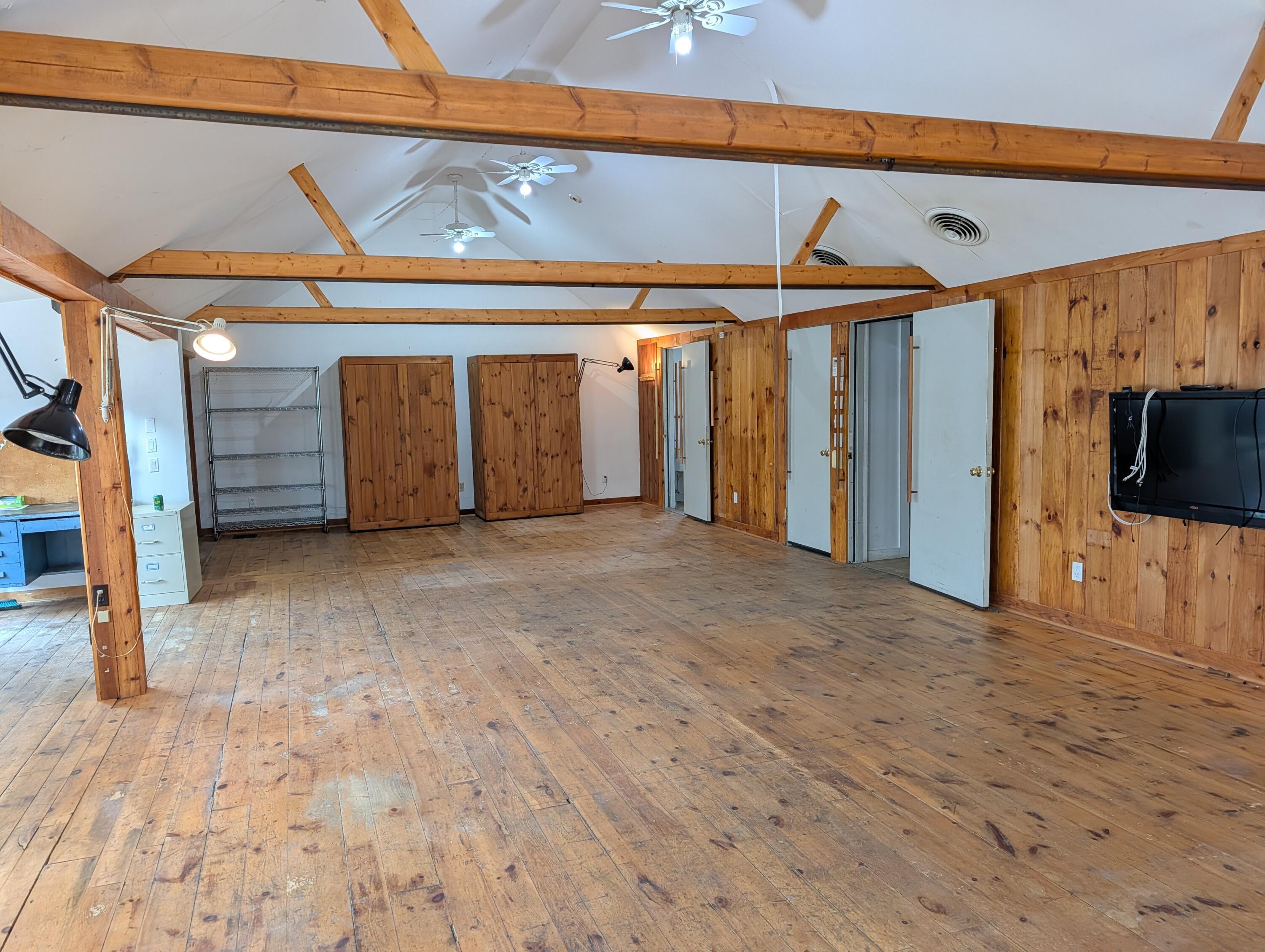  1443 Bristol & Tbd Split Rock Road - 物件實景