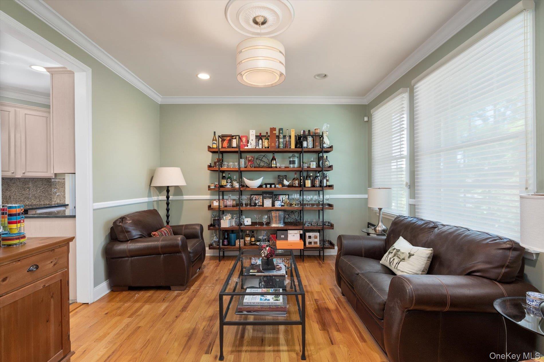  15 Church Street, Roslyn, NY, 11576 - 物件實景