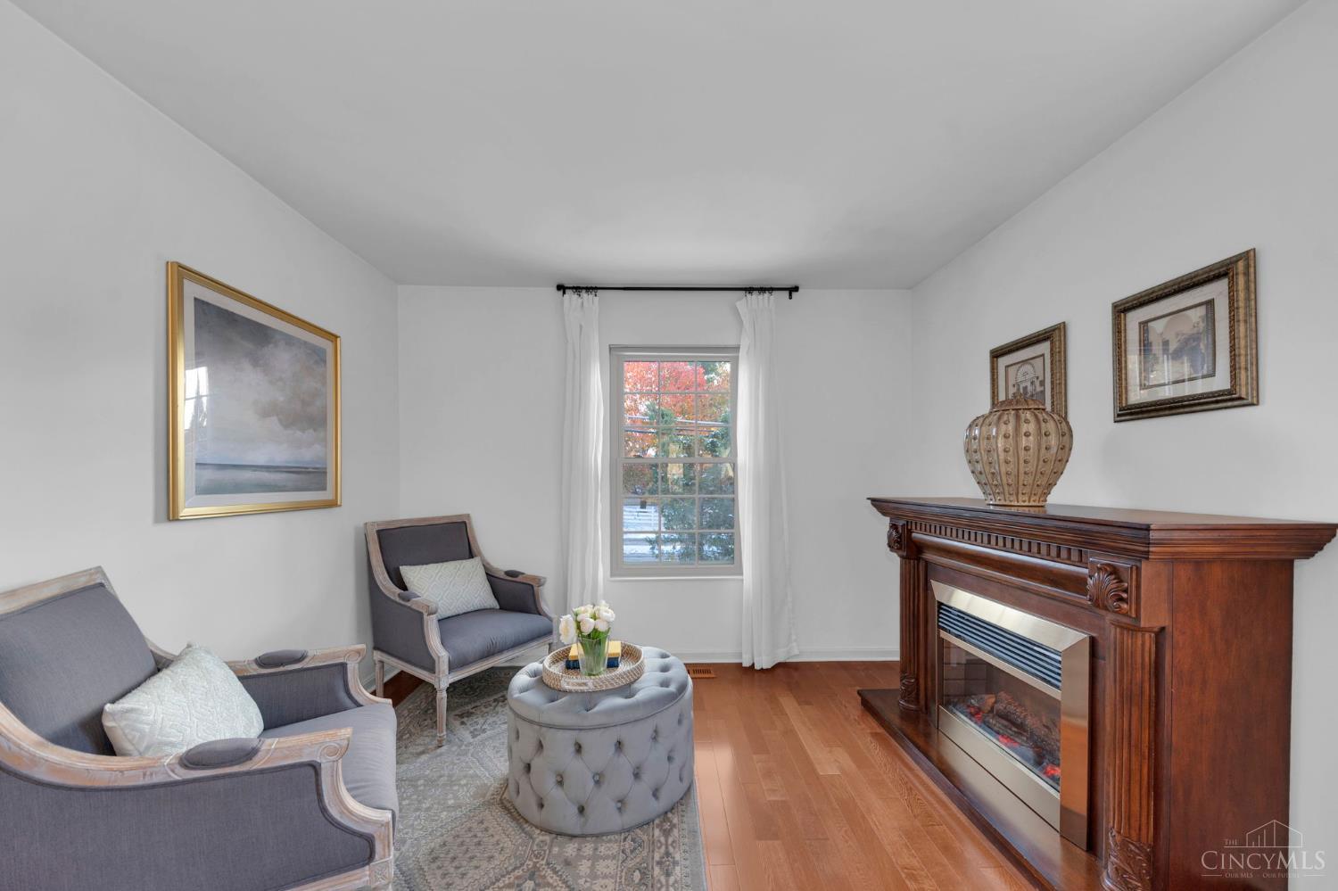 Loveland, Ohio, 45140, United States, 4 Bedrooms Bedrooms, ,3 BathroomsBathrooms,Residential,For Sale,1992143