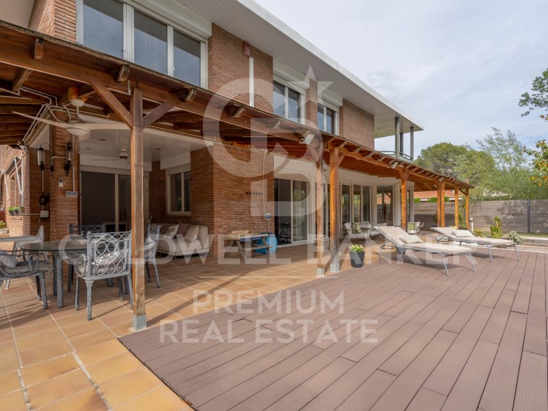 Sant Quirze del Vallès, Catalonia, ES, 7 Bedrooms Bedrooms, ,3 BathroomsBathrooms,Residential,For Sale,1483113