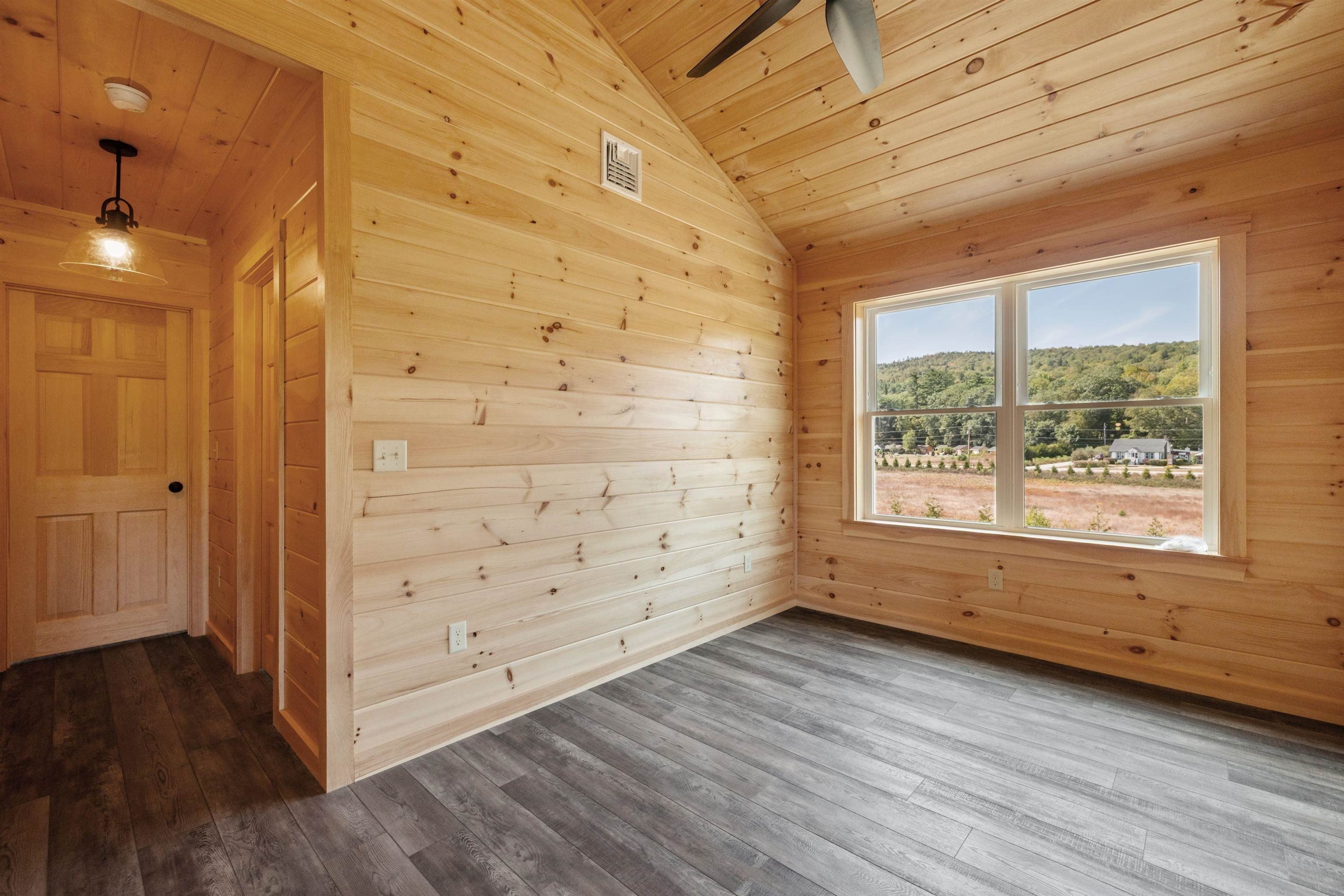 Thornton, New Hampshire, 03285, United States, 3 Bedrooms Bedrooms, ,3 BathroomsBathrooms,Residential,For Sale,1974292