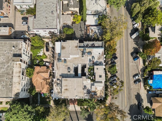 West Hollywood, California, 90046, United States, 2 Bedrooms Bedrooms, ,2 BathroomsBathrooms,Residential,For Sale,1992442