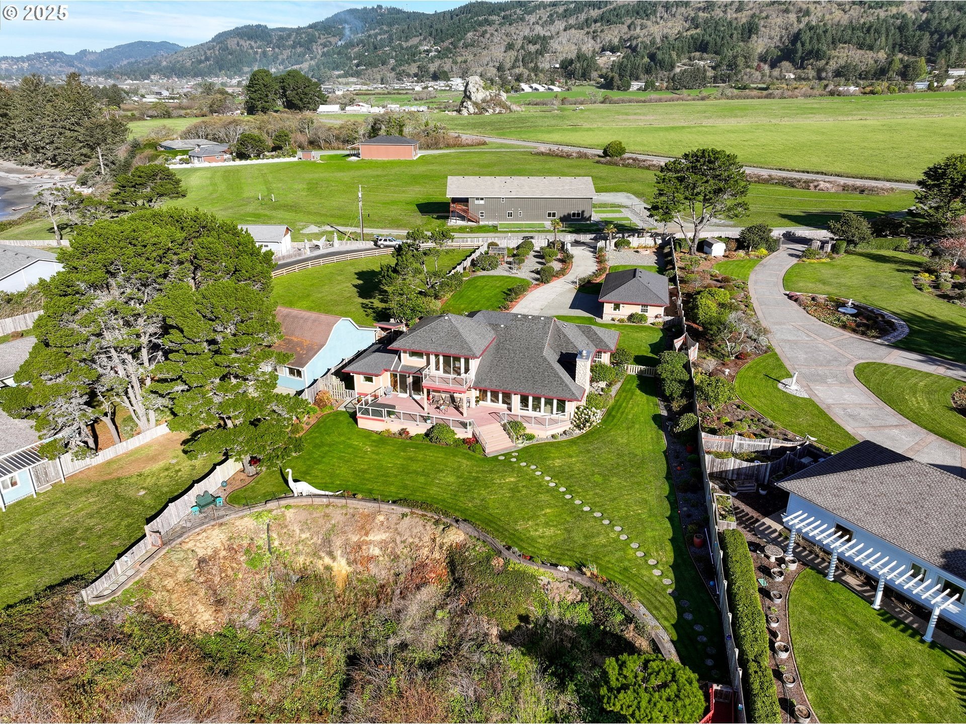 Brookings, Oregon, 97415, United States, 3 Bedrooms Bedrooms, ,3 BathroomsBathrooms,Residential,For Sale,1996453