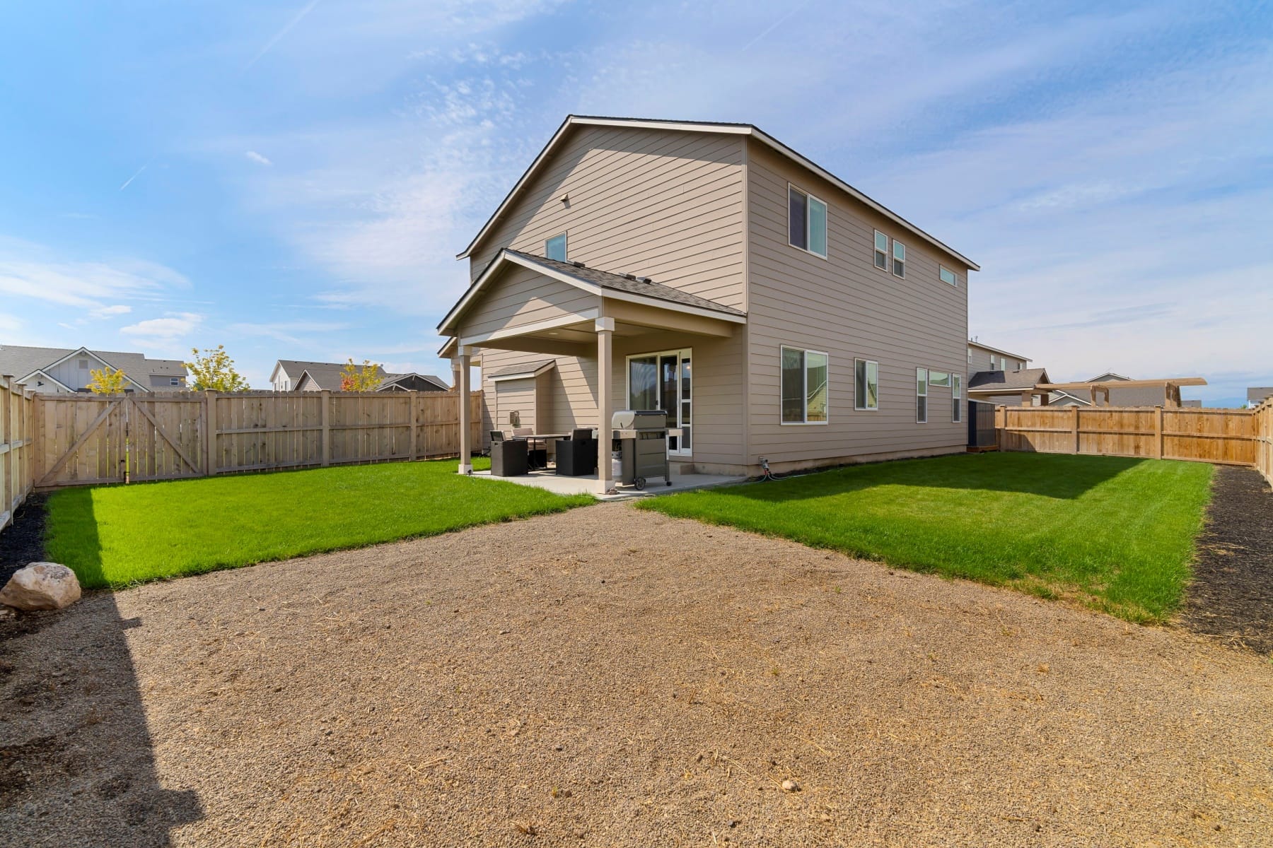  280 NW DOUBLE EAGLE AVE Madras, OR 97741 - 物件實景