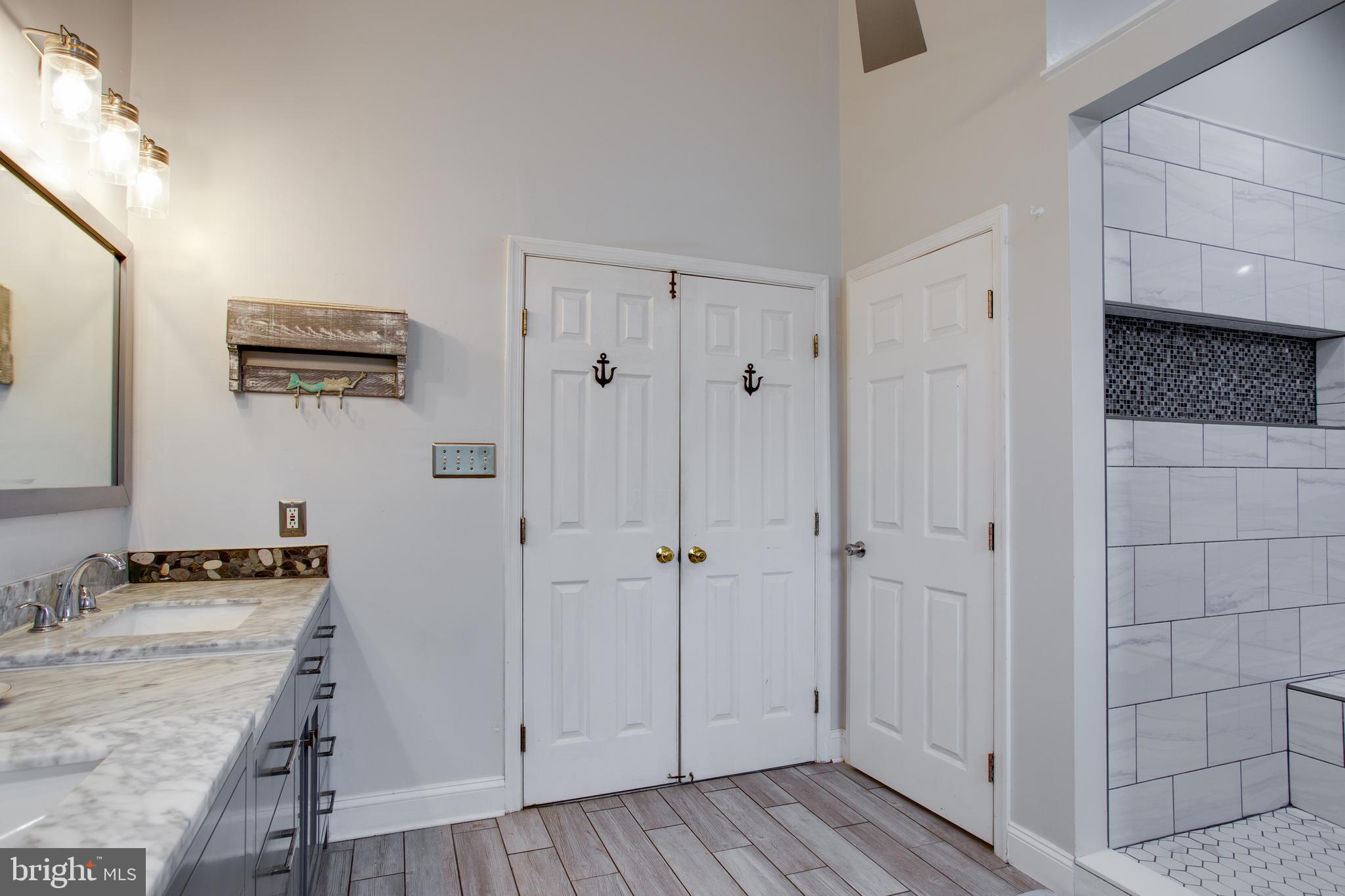 Waldorf, Maryland, 20601, United States, 5 Bedrooms Bedrooms, ,5 BathroomsBathrooms,Residential,For Sale,1977344