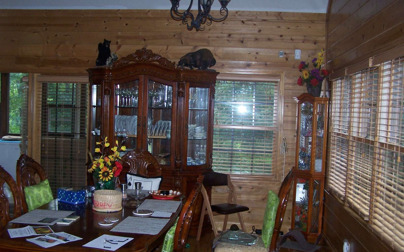 Hiawassee, Georgia, 30546, United States, 3 Bedrooms Bedrooms, ,3 BathroomsBathrooms,Residential,For Sale,1944603