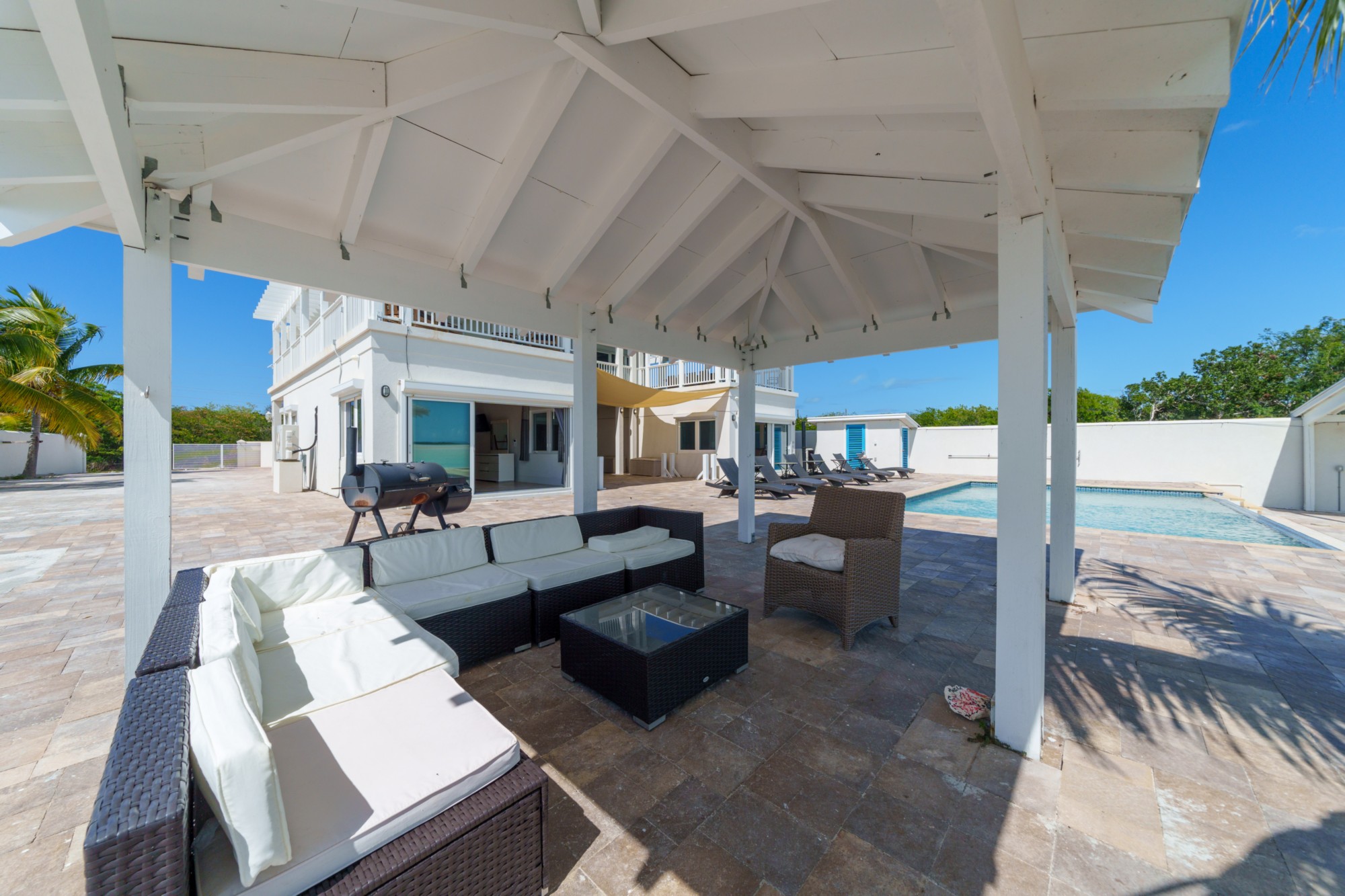  Oceanfront Luxury Redefined - 物件實景