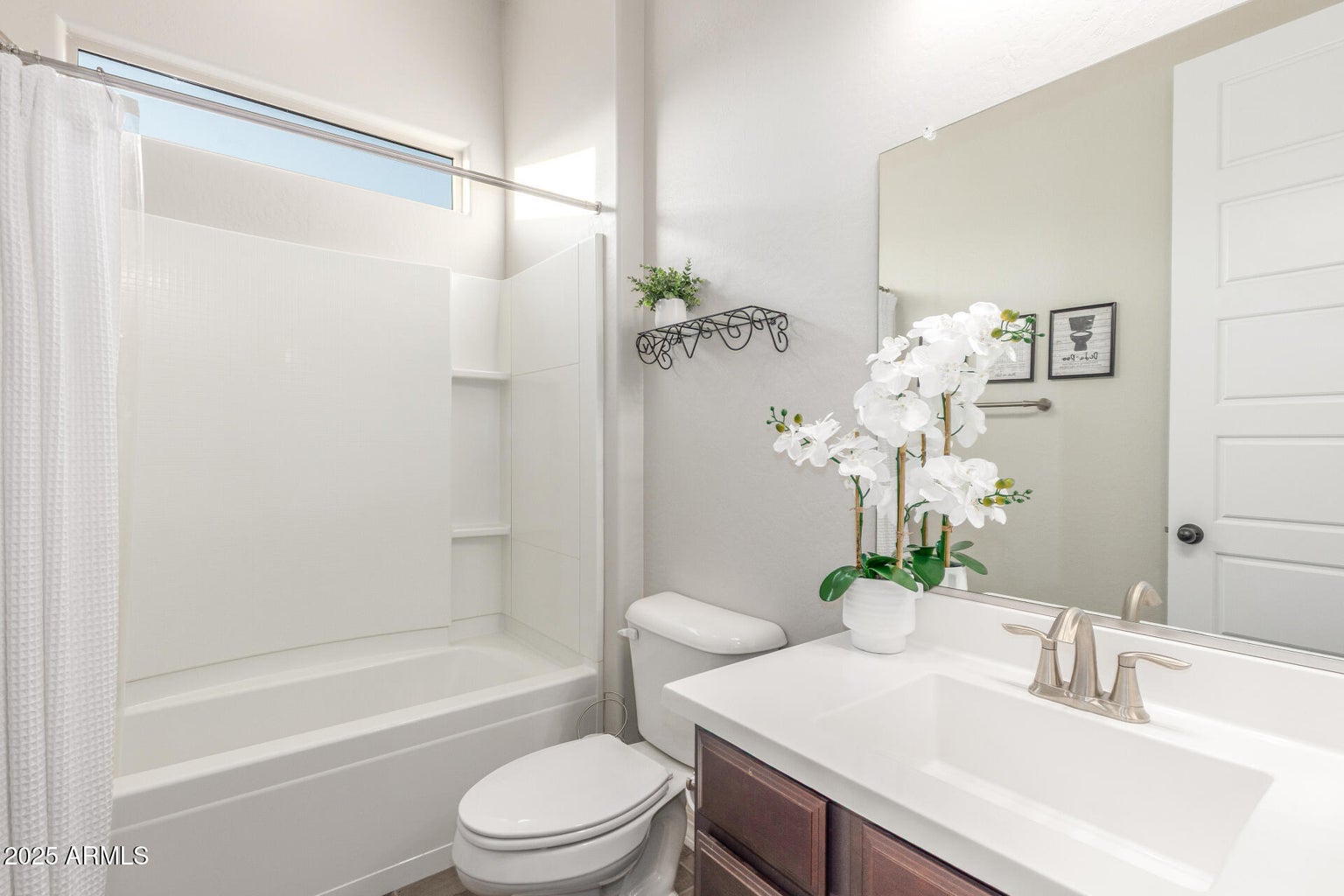 Goodyear, Arizona, 85395, United States, 3 Bedrooms Bedrooms, ,2 BathroomsBathrooms,Residential,For Sale,1979657