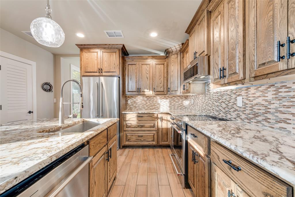 Cedar Hill, Texas, 75104, United States, 4 Bedrooms Bedrooms, ,4 BathroomsBathrooms,Residential,For Sale,1764173