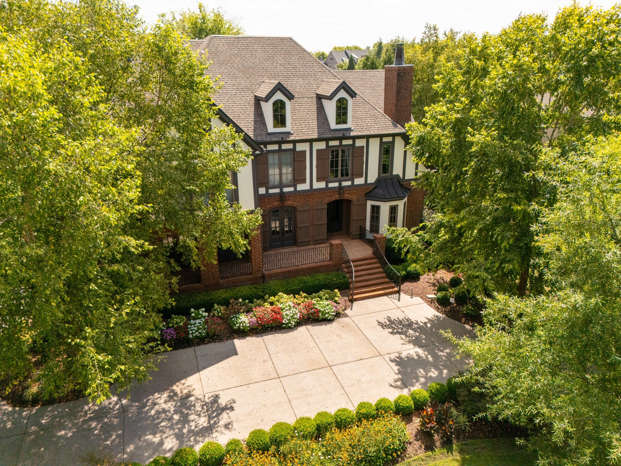 Brentwood, Tennessee, 37027, United States, 5 Bedrooms Bedrooms, ,7 BathroomsBathrooms,Residential,For Sale,2002068