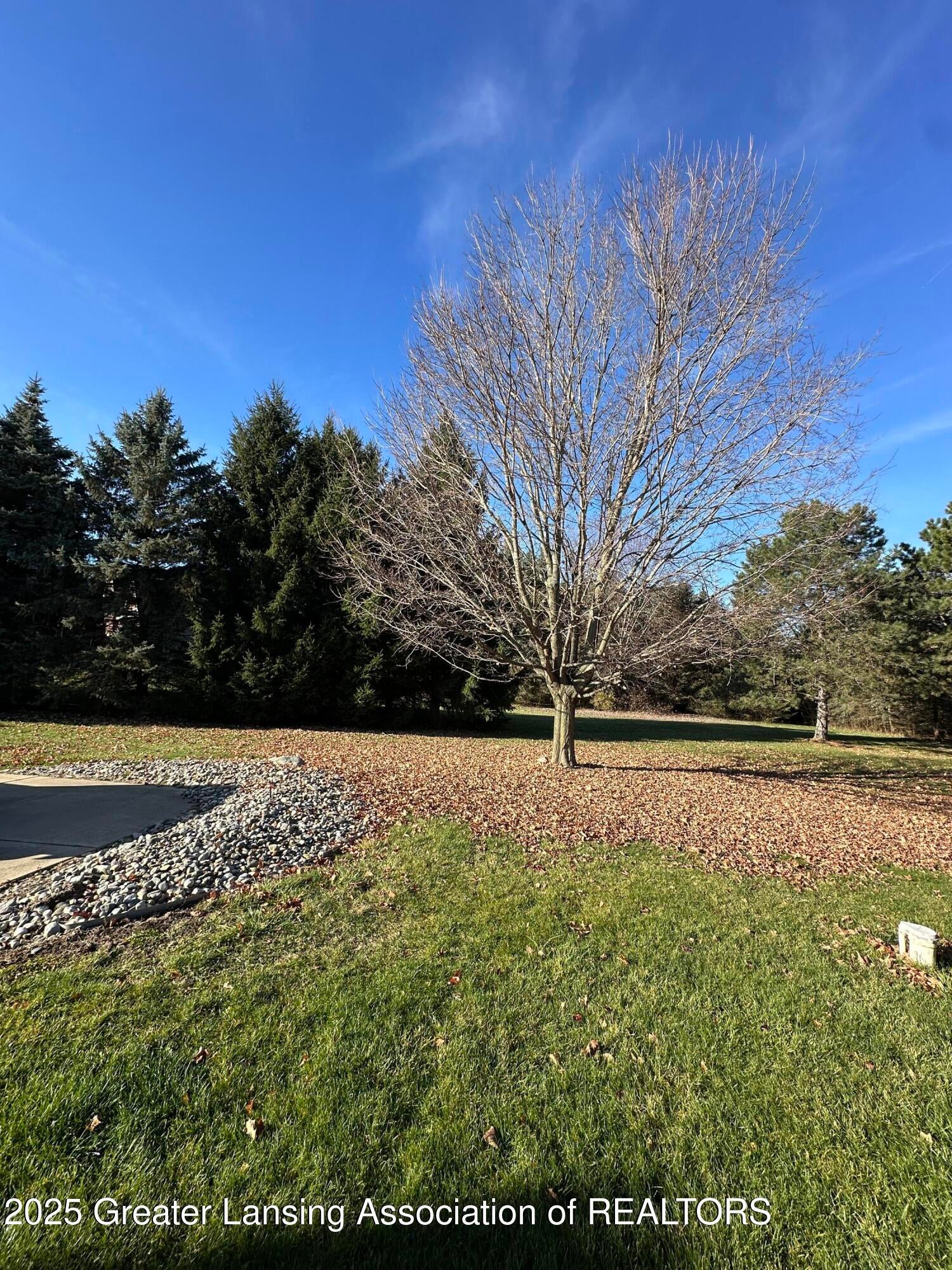 Lansing, Michigan, 48917, United States, 3 Bedrooms Bedrooms, ,4 BathroomsBathrooms,Residential,For Sale,1995579