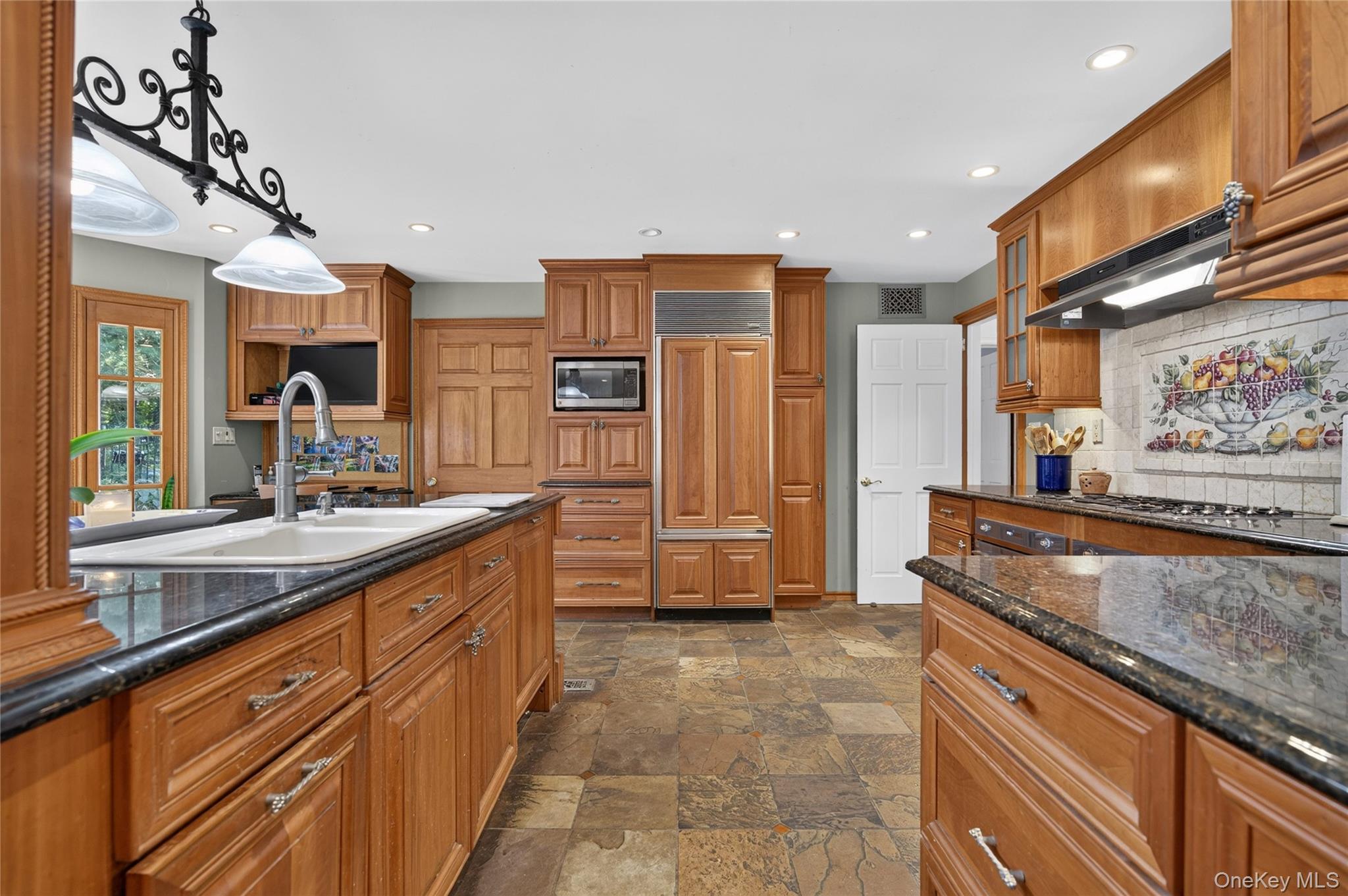  2108 Edge Road, Muttontown, NY, 11791 - 物件實景