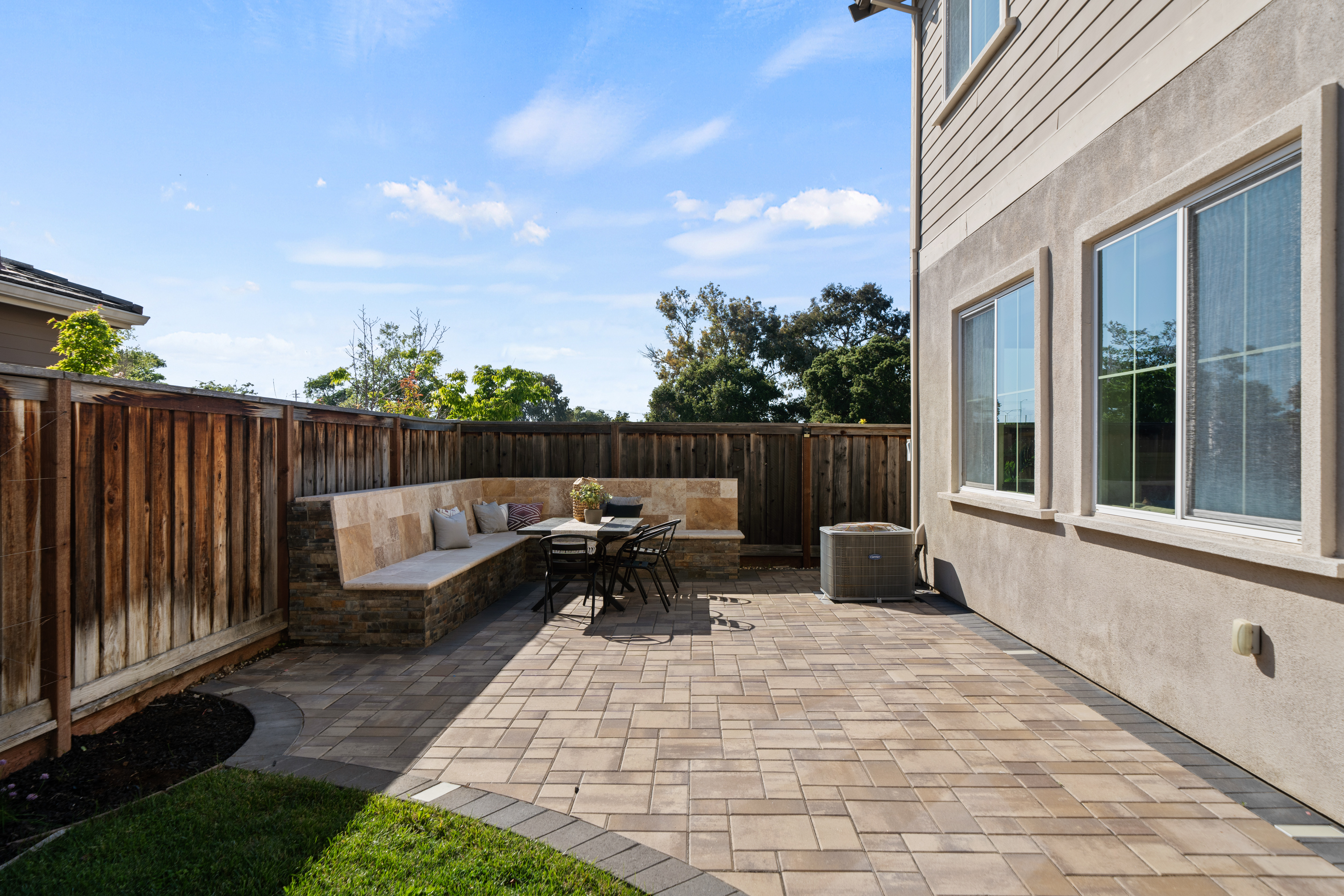  A Beautifully Appointed Patterson Ranch Home Offering Effortless Modern Living - 物件實景