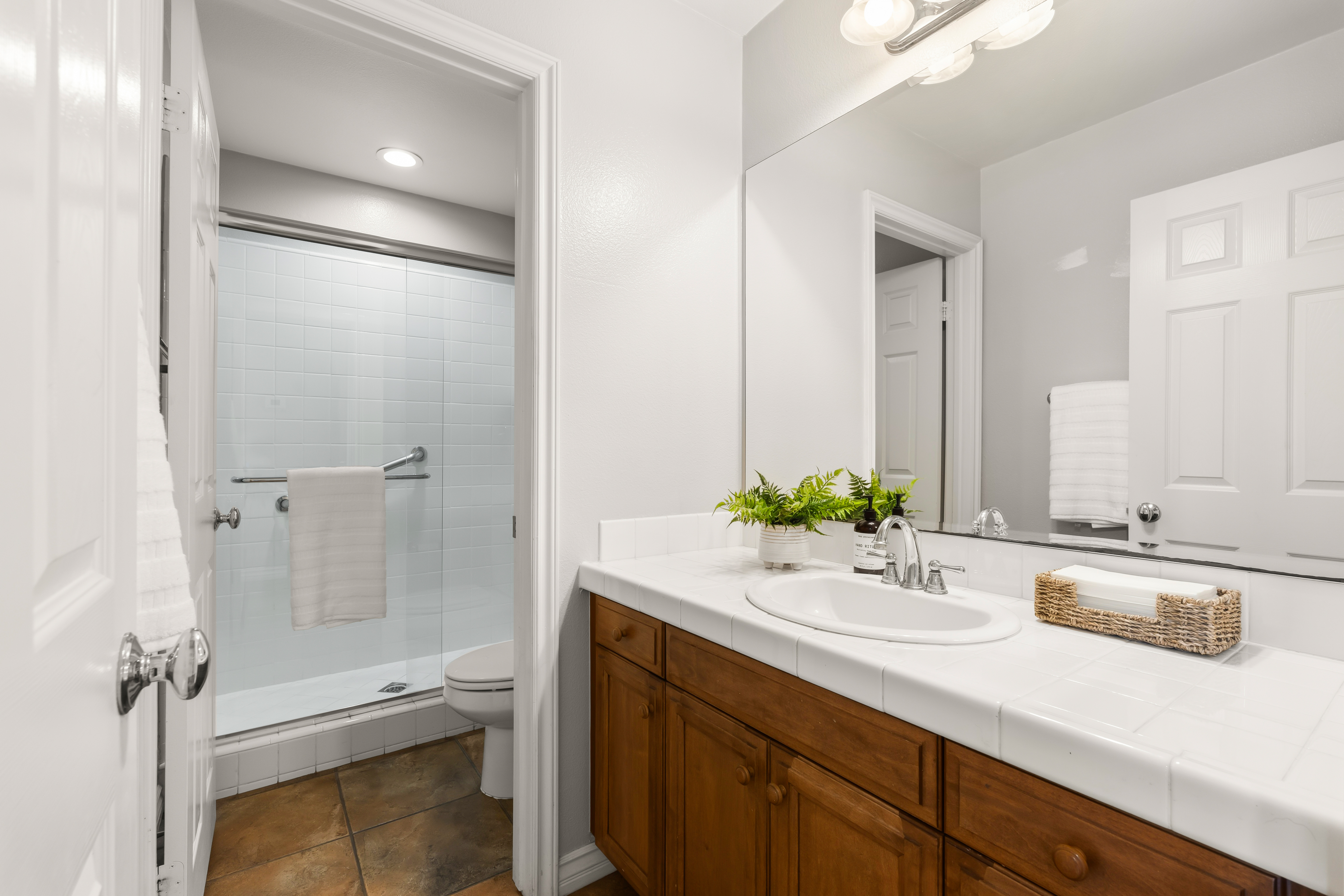  675 Charleston Place, Ventura, CA 93004 - 物件實景