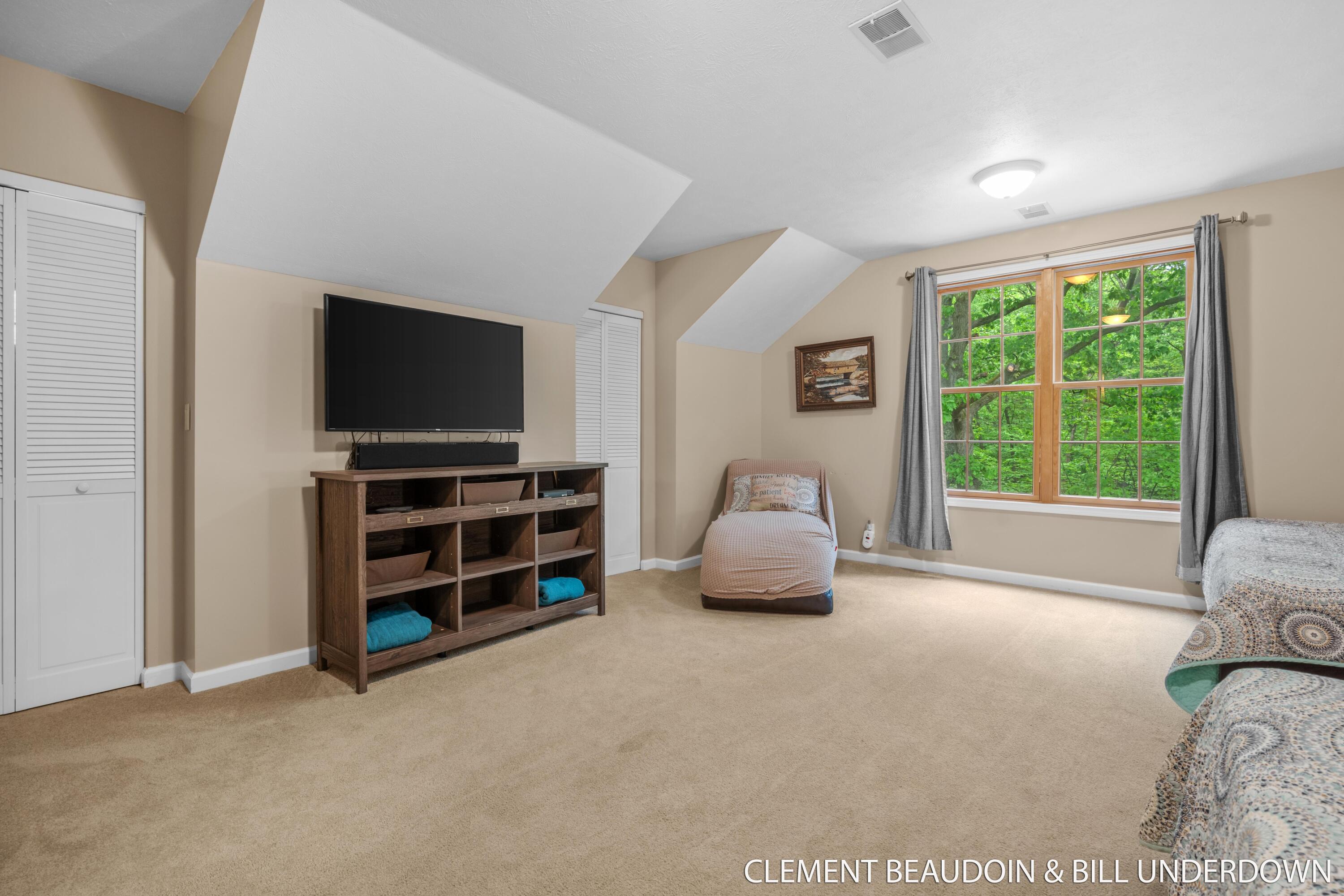 Saugatuck, Michigan, 49453, United States, 5 Bedrooms Bedrooms, ,5 BathroomsBathrooms,Residential,For Sale,1839491