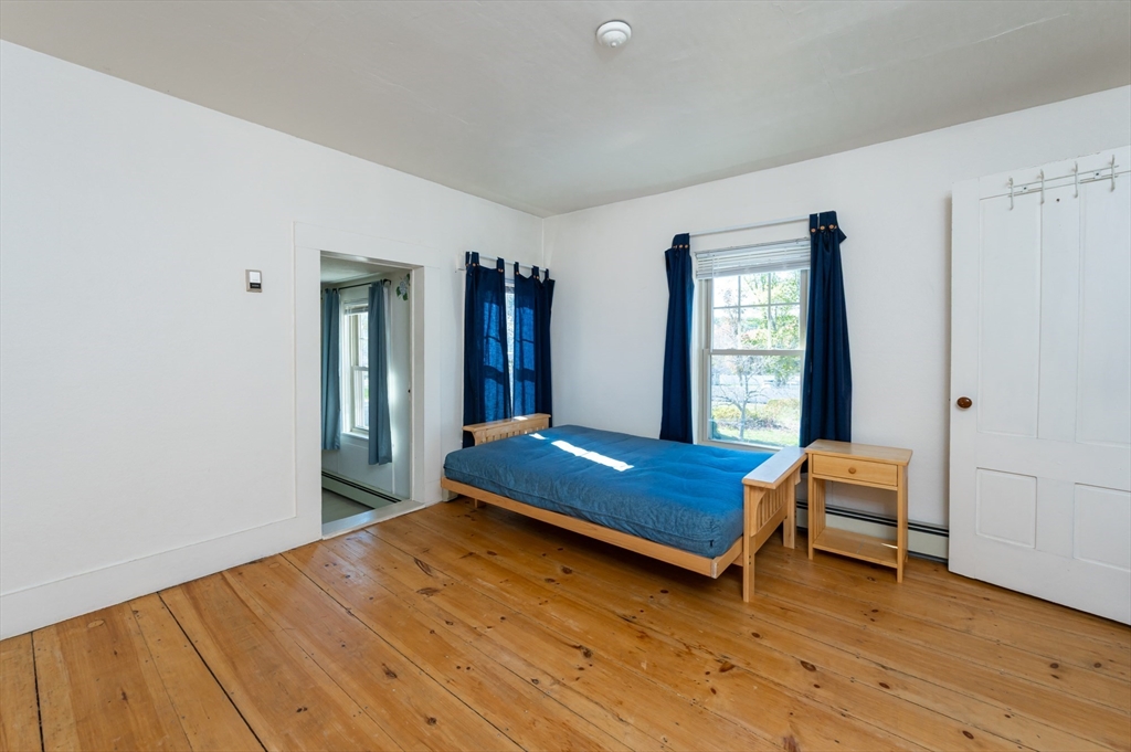 Billerica, Massachusetts, 01821, United States, 3 Bedrooms Bedrooms, ,2 BathroomsBathrooms,Residential,For Sale,1991745