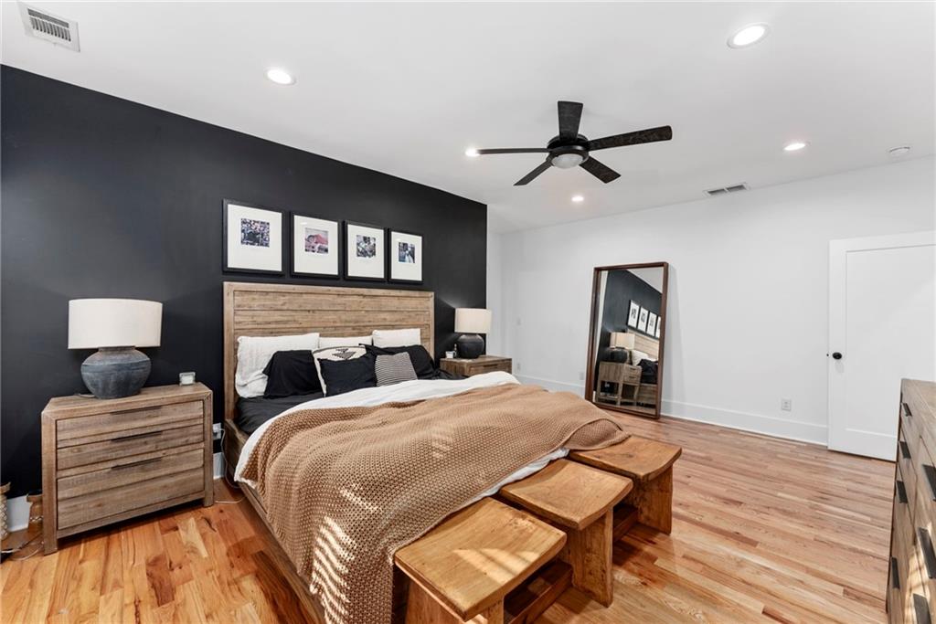 Atlanta, Georgia, 30317, United States, 5 Bedrooms Bedrooms, ,4 BathroomsBathrooms,Residential,For Sale,1989544