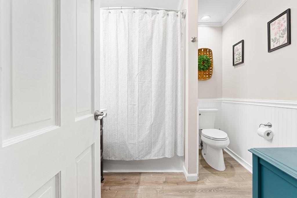 Hartwell, Georgia, 30643, United States, 4 Bedrooms Bedrooms, ,3 BathroomsBathrooms,Residential,For Sale,1989315