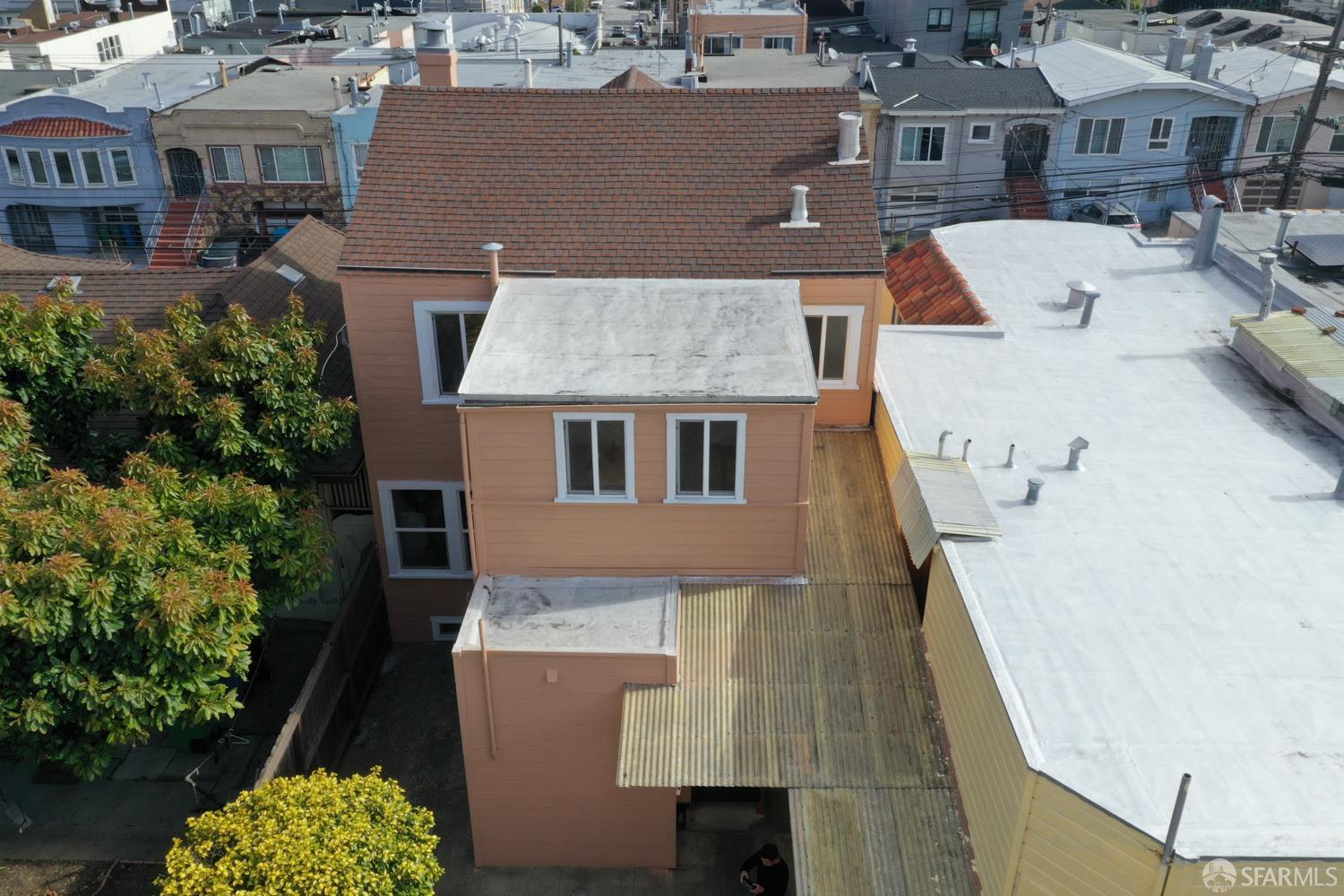 San Francisco, California, 94112, United States, 2 Bedrooms Bedrooms, ,3 BathroomsBathrooms,Residential,For Sale,1933594