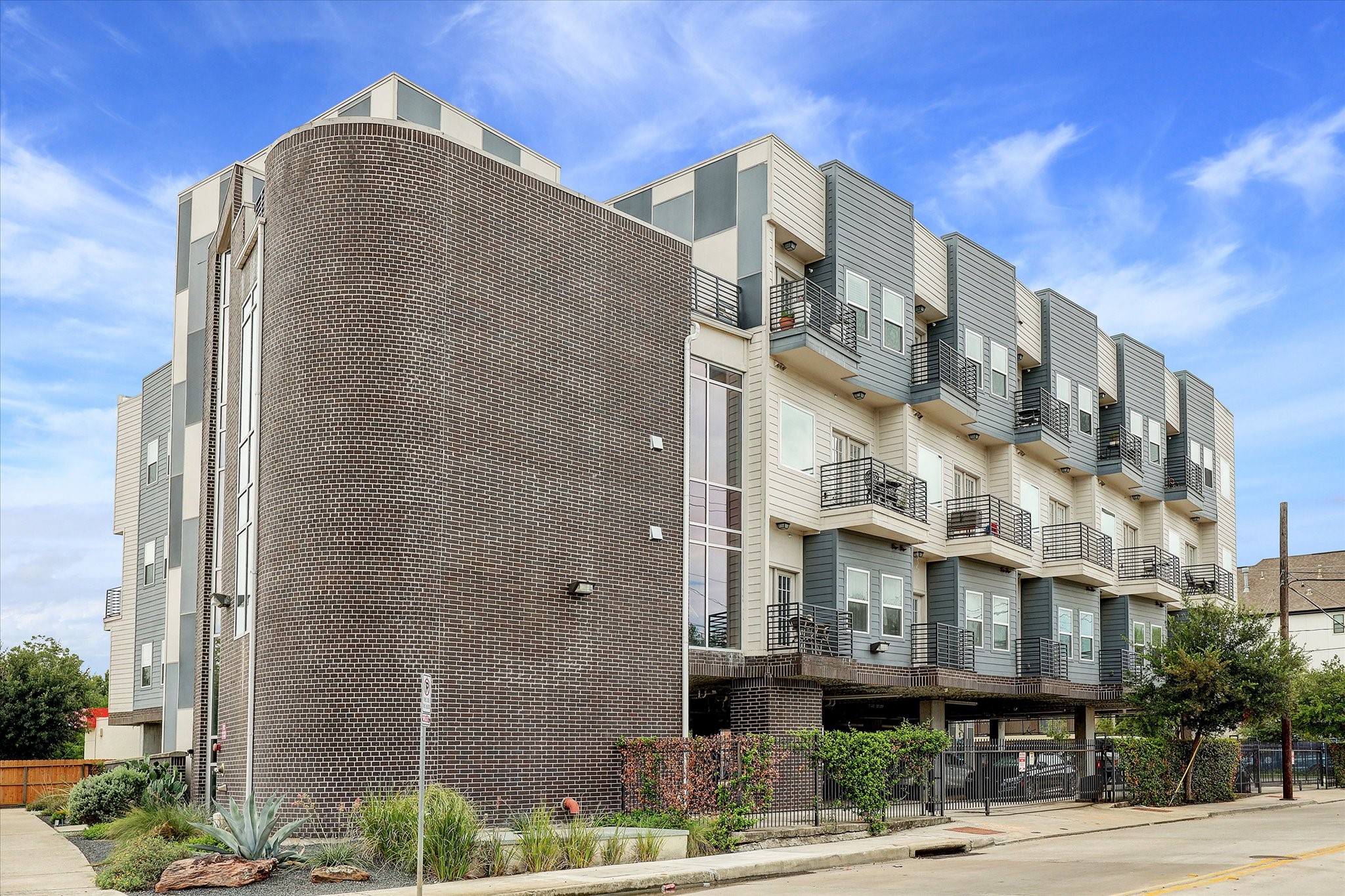  1011 Studemont Street #102 - 物件實景
