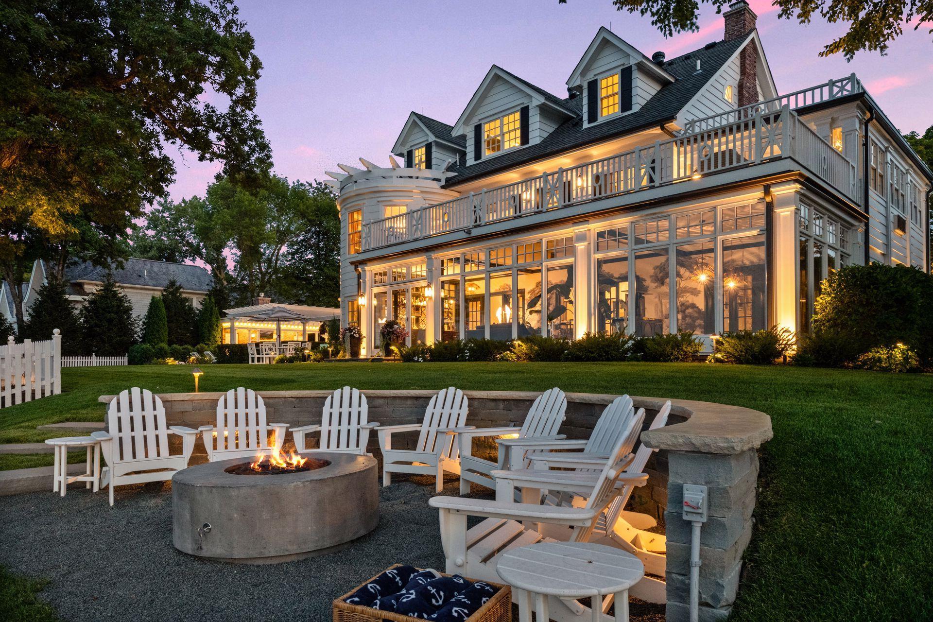 Deephaven, Minnesota, 55331, United States, 5 Bedrooms Bedrooms, ,5 BathroomsBathrooms,Residential,For Sale,1876479