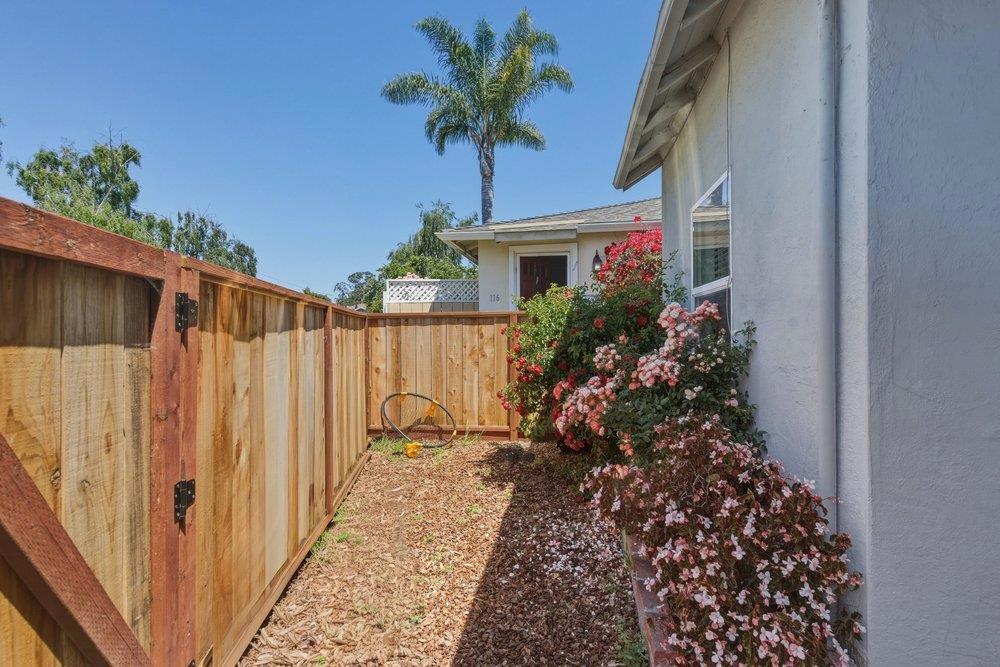 Santa Cruz, California, 95062, United States, ,Residential,For Sale,2048207