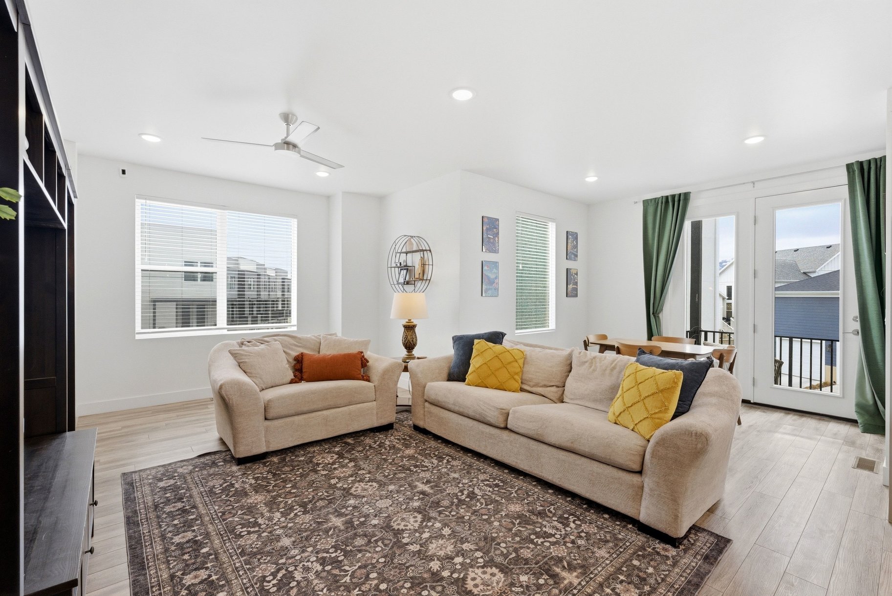  Smart Home Townhome - 物件實景