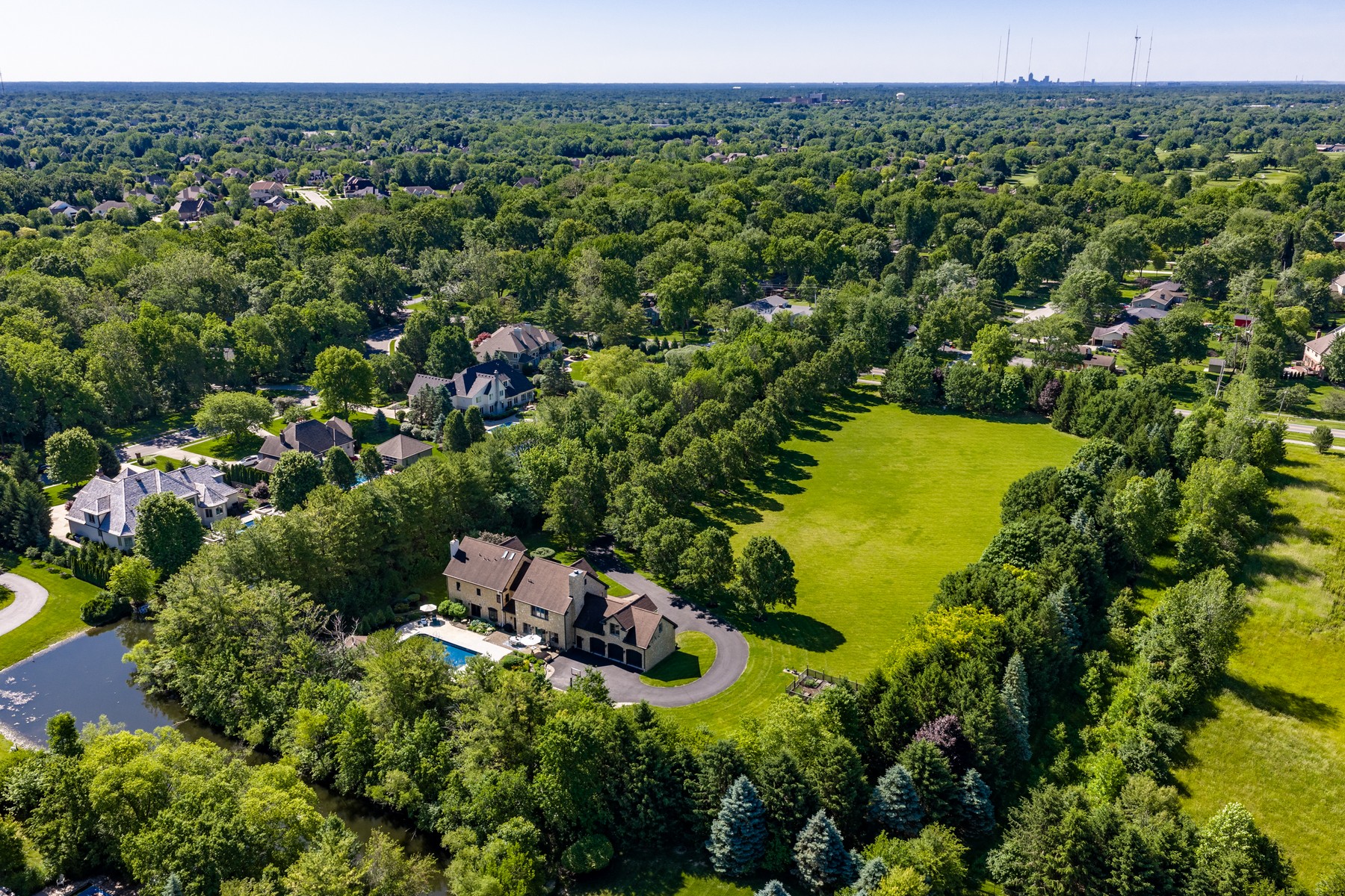  Rare Opportunity to Own a Stunning Home with Acreage in West Carmel - 物件實景