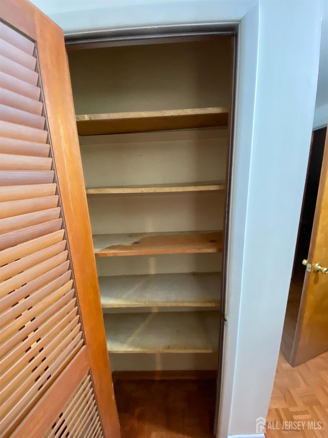 East Brunswick, New Jersey, 08816, United States, 5 Bedrooms Bedrooms, ,2 BathroomsBathrooms,Residential,For Sale,1956516