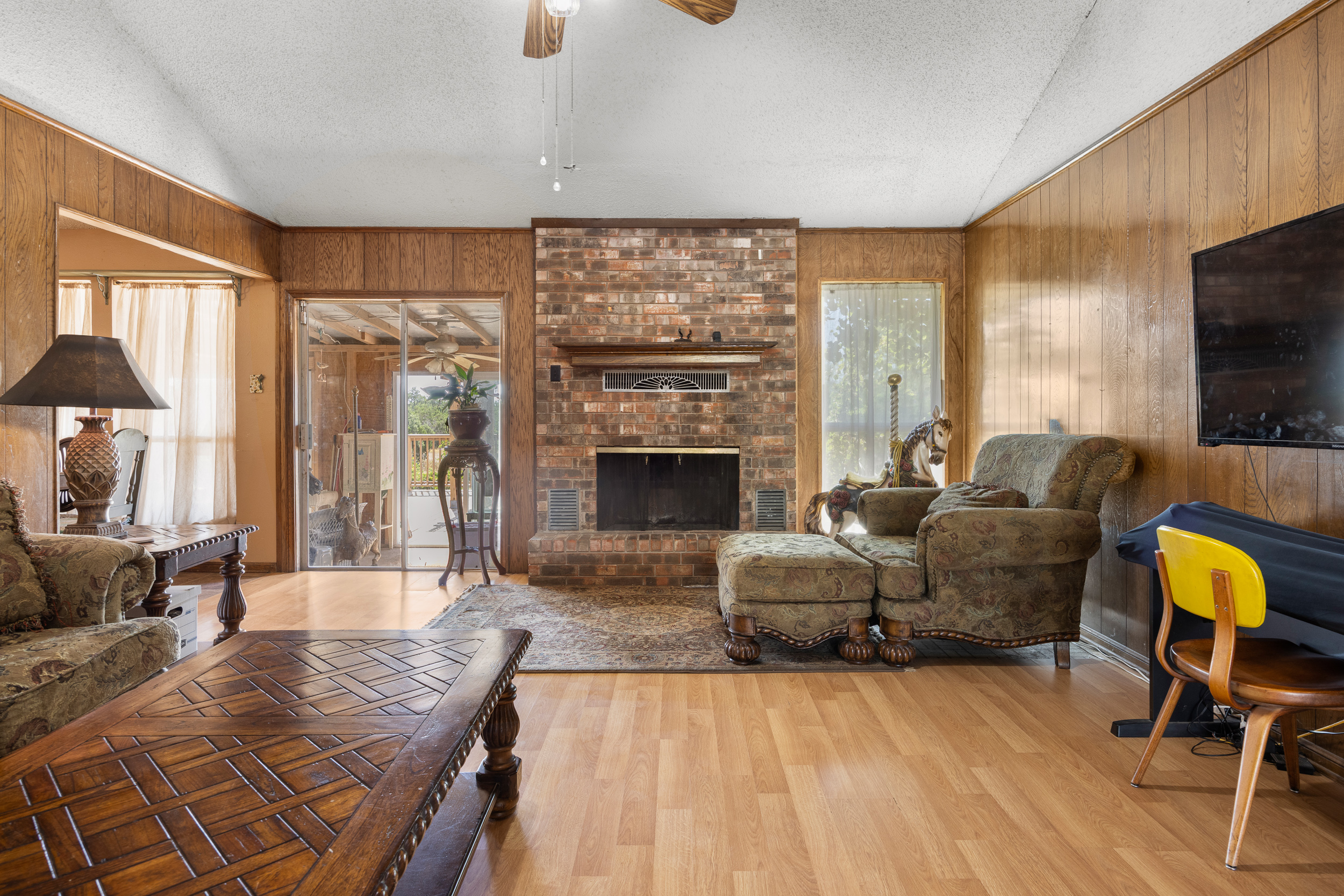 Dripping Springs, Texas, 78620, United States, 4 Bedrooms Bedrooms, ,2 BathroomsBathrooms,Residential,For Sale,1974177