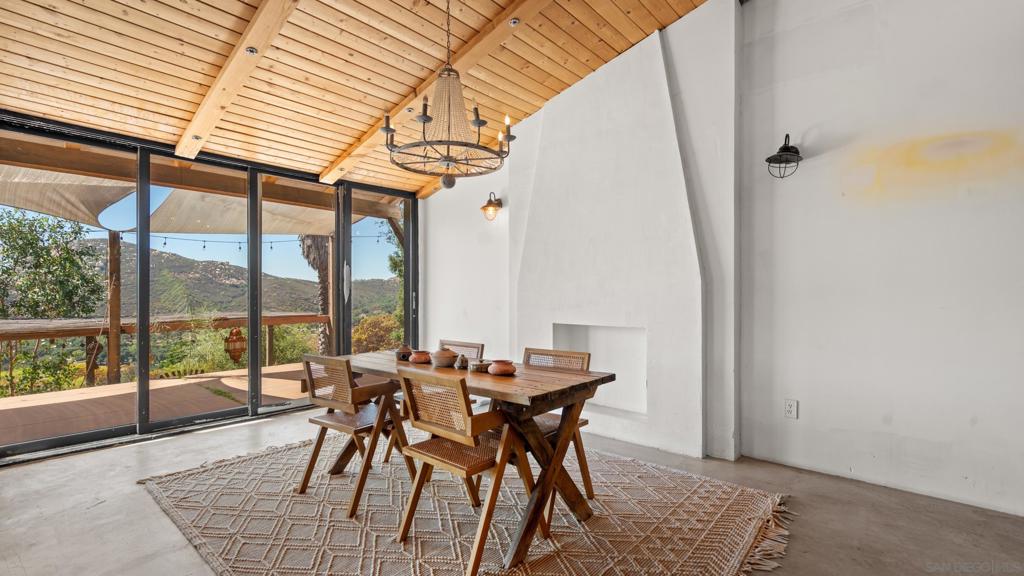 Jamul, California, 91935, United States, 3 Bedrooms Bedrooms, ,2 BathroomsBathrooms,Residential,For Sale,1976566