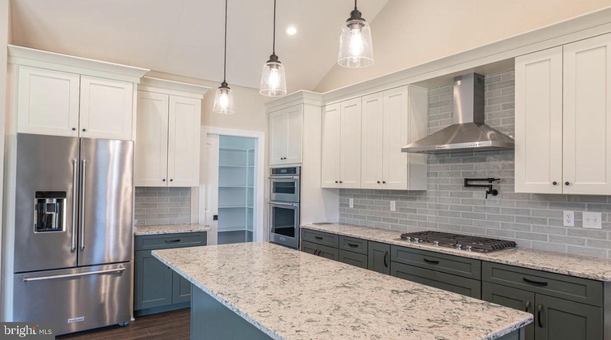 Centreville, Maryland, 21617, United States, 4 Bedrooms Bedrooms, ,4 BathroomsBathrooms,Residential,For Sale,1857175