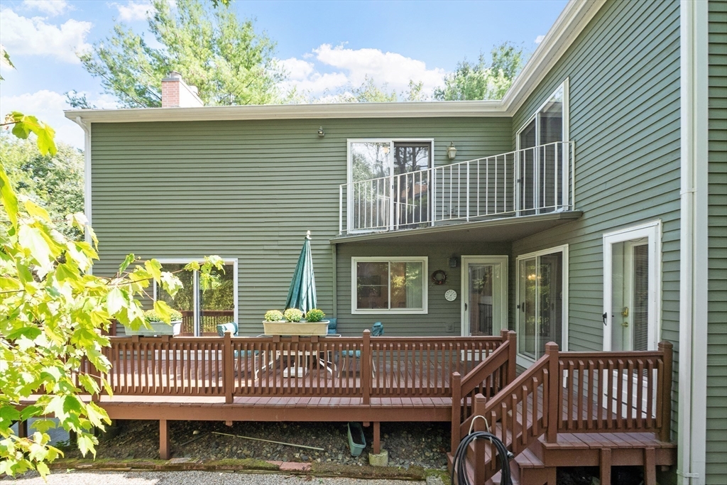 Salem, Massachusetts, 01970, United States, 2 Bedrooms Bedrooms, ,3 BathroomsBathrooms,Residential,For Sale,1932655