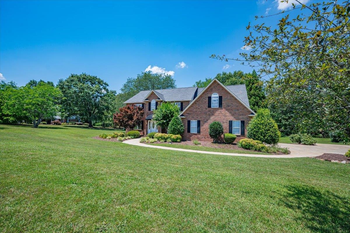 Moore, South Carolina, 29369, United States, 5 Bedrooms Bedrooms, ,4 BathroomsBathrooms,Residential,For Sale,1929120