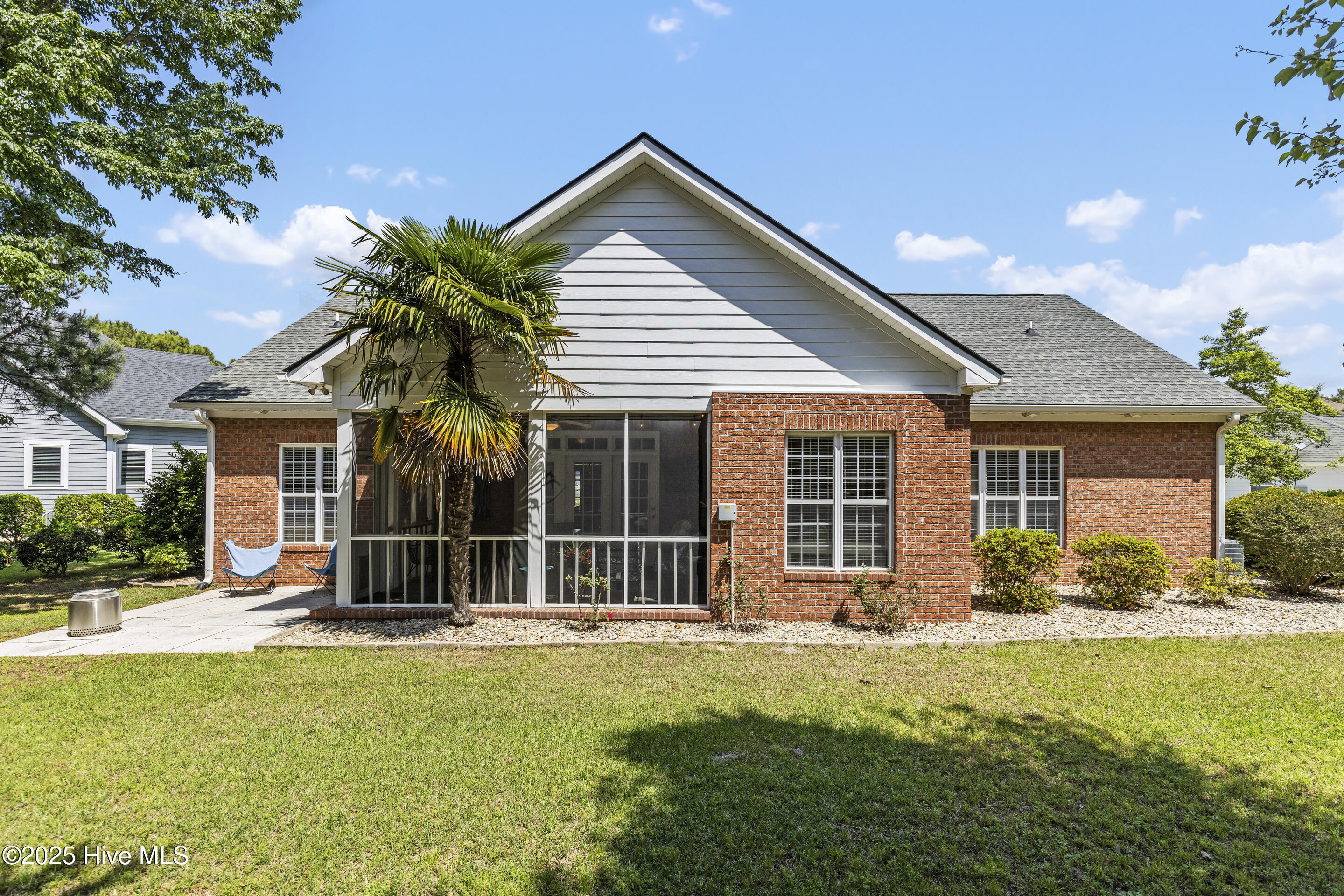 Southport, North Carolina, 28461, United States, 4 Bedrooms Bedrooms, ,3 BathroomsBathrooms,Residential,For Sale,1793848