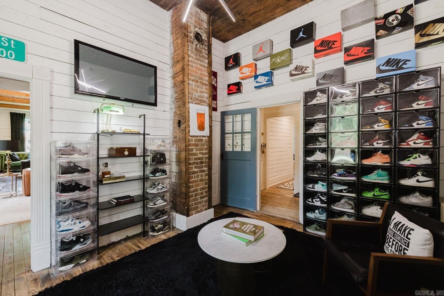 Benton, Arkansas, 72015, United States, 5 Bedrooms Bedrooms, ,3 BathroomsBathrooms,Residential,For Sale,1978778