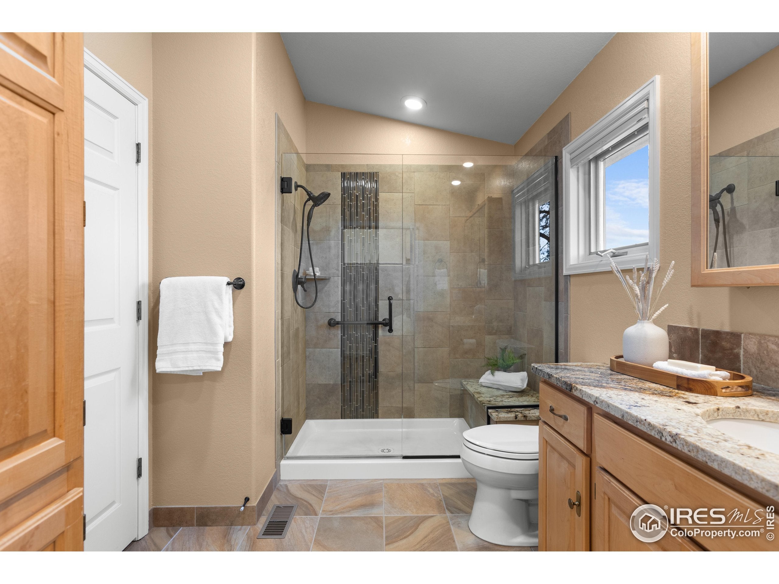 Laporte, Colorado, 80535, United States, 2 Bedrooms Bedrooms, ,2 BathroomsBathrooms,Residential,For Sale,1997867