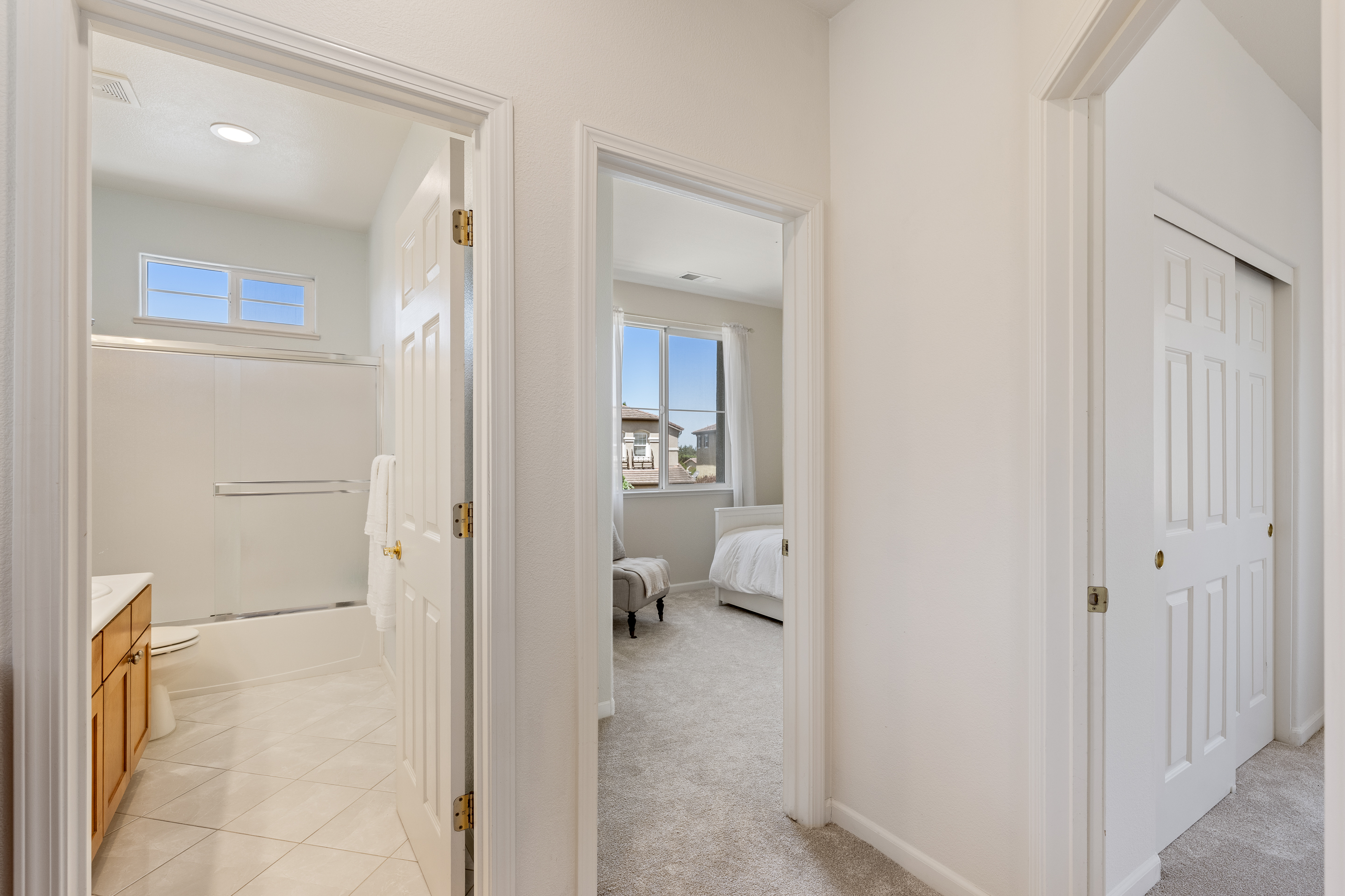  4715 Peninsula Point Drive - 物件實景