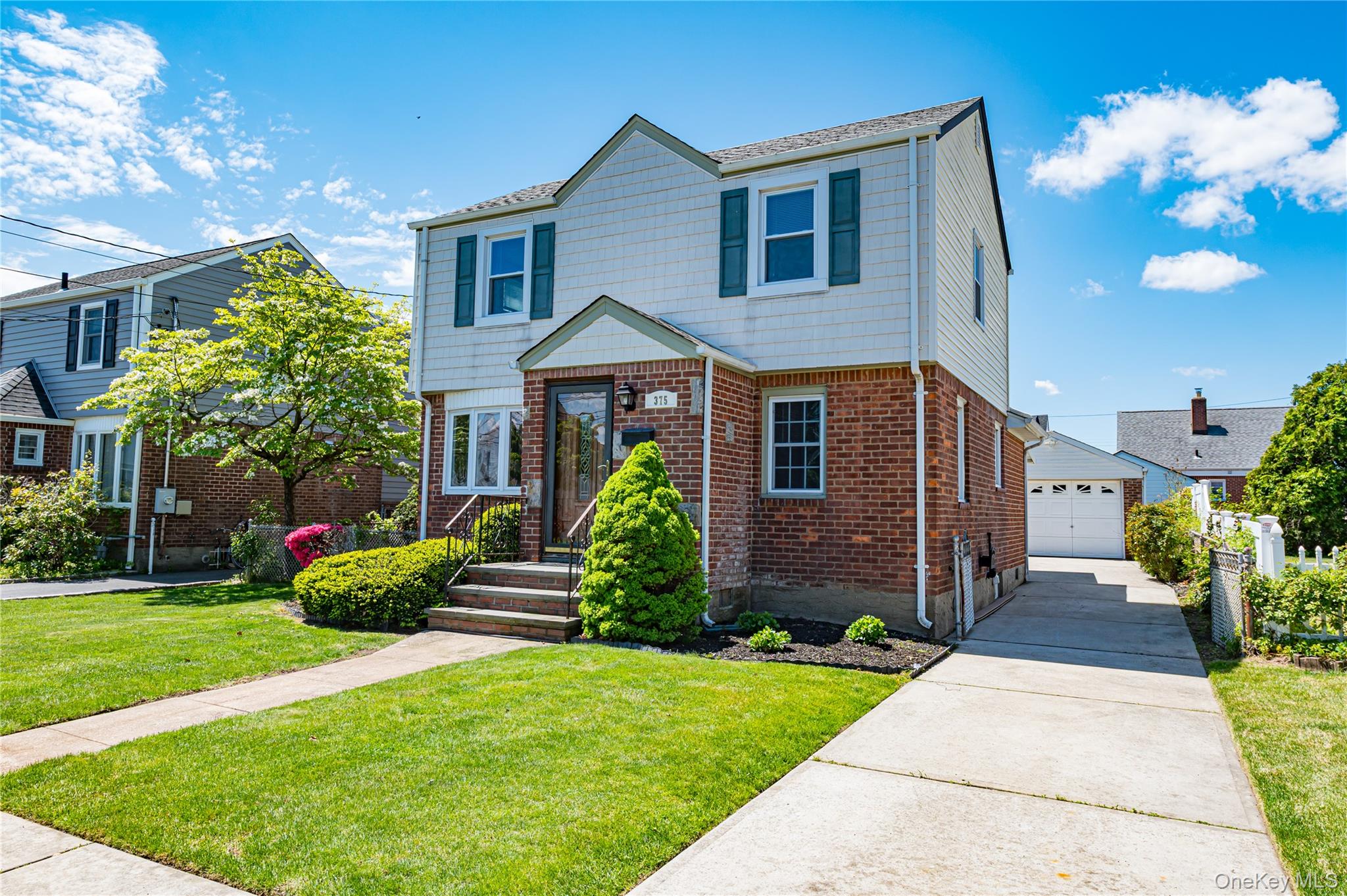  375 Latham Road, Mineola, NY, 11501 - 物件實景