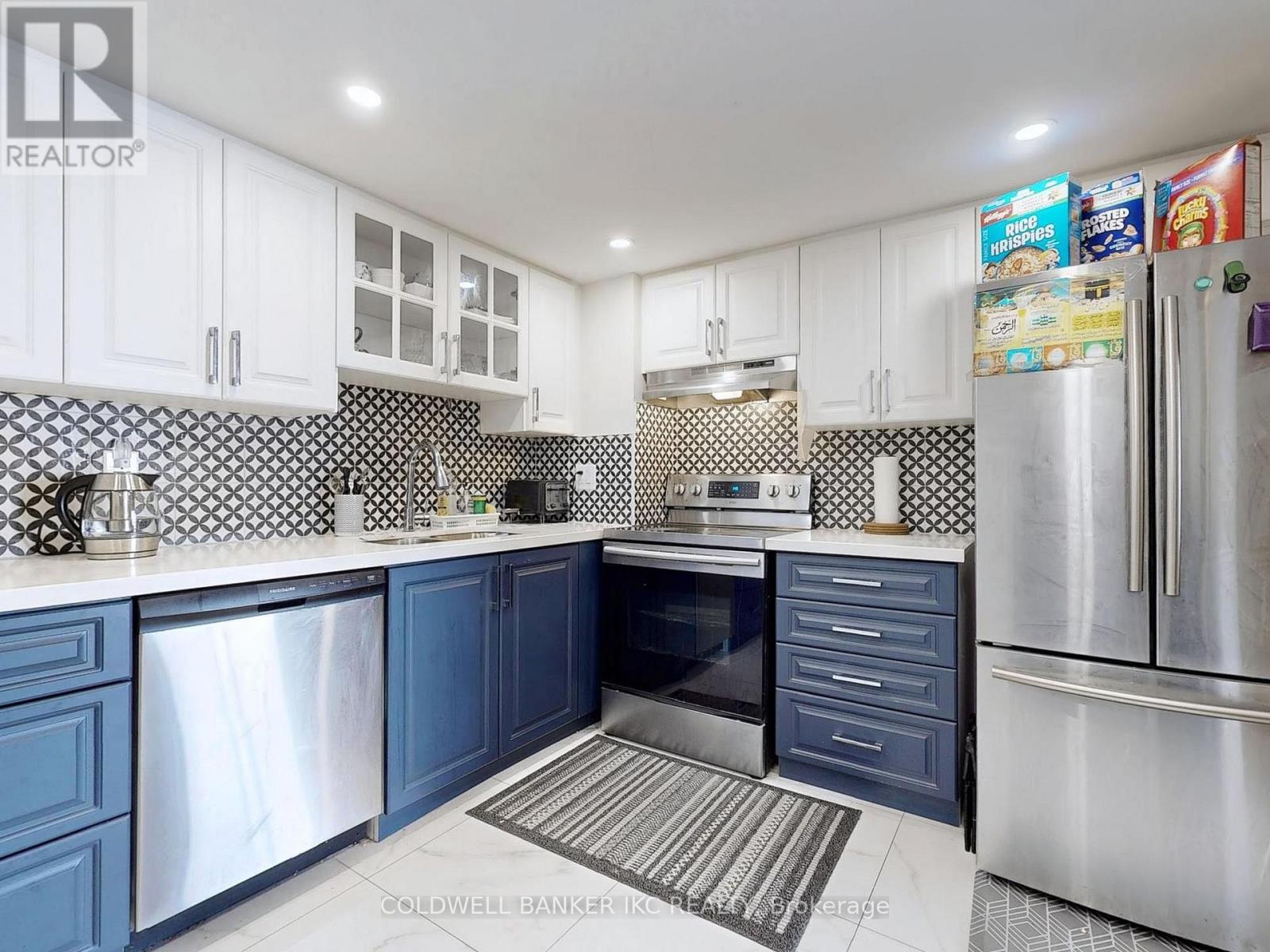 MISSISSAUGA (CITY CENTRE), Ontario, L4Z 1W3, CA, 3 Bedrooms Bedrooms, ,2 BathroomsBathrooms,Residential,For Sale,1913085