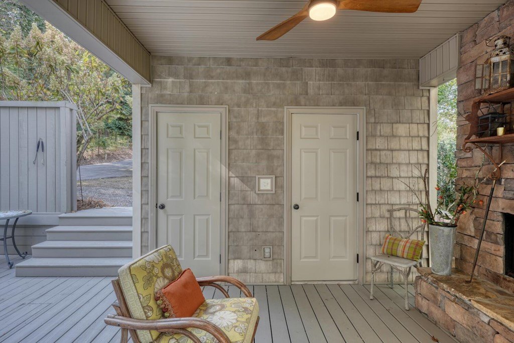 Young Harris, Georgia, 30582, United States, 3 Bedrooms Bedrooms, ,4 BathroomsBathrooms,Residential,For Sale,1975492