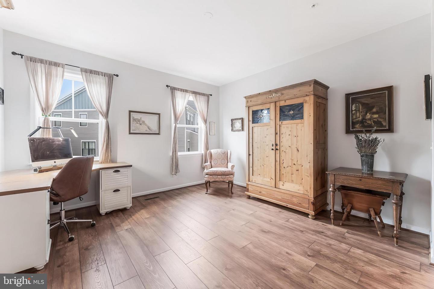 Leesburg, Virginia, 20176, United States, 3 Bedrooms Bedrooms, ,3 BathroomsBathrooms,Residential,For Sale,1917897