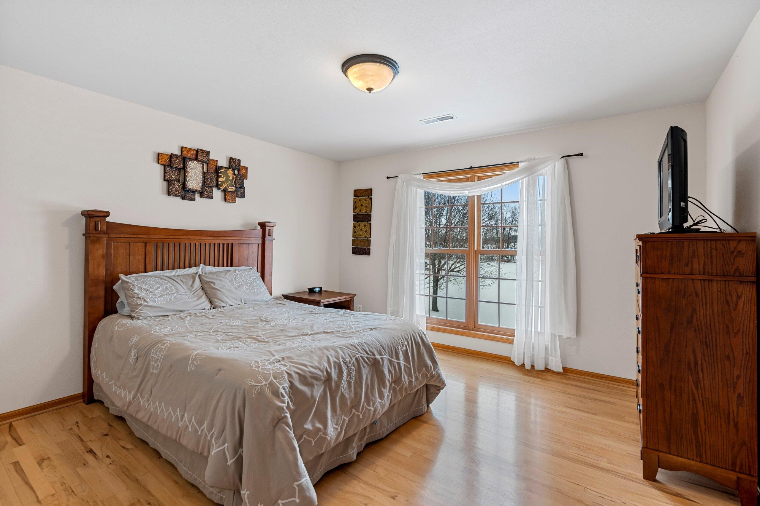 CHILTON, Wisconsin, 53014, United States, 5 Bedrooms Bedrooms, ,6 BathroomsBathrooms,Residential,For Sale,1927210