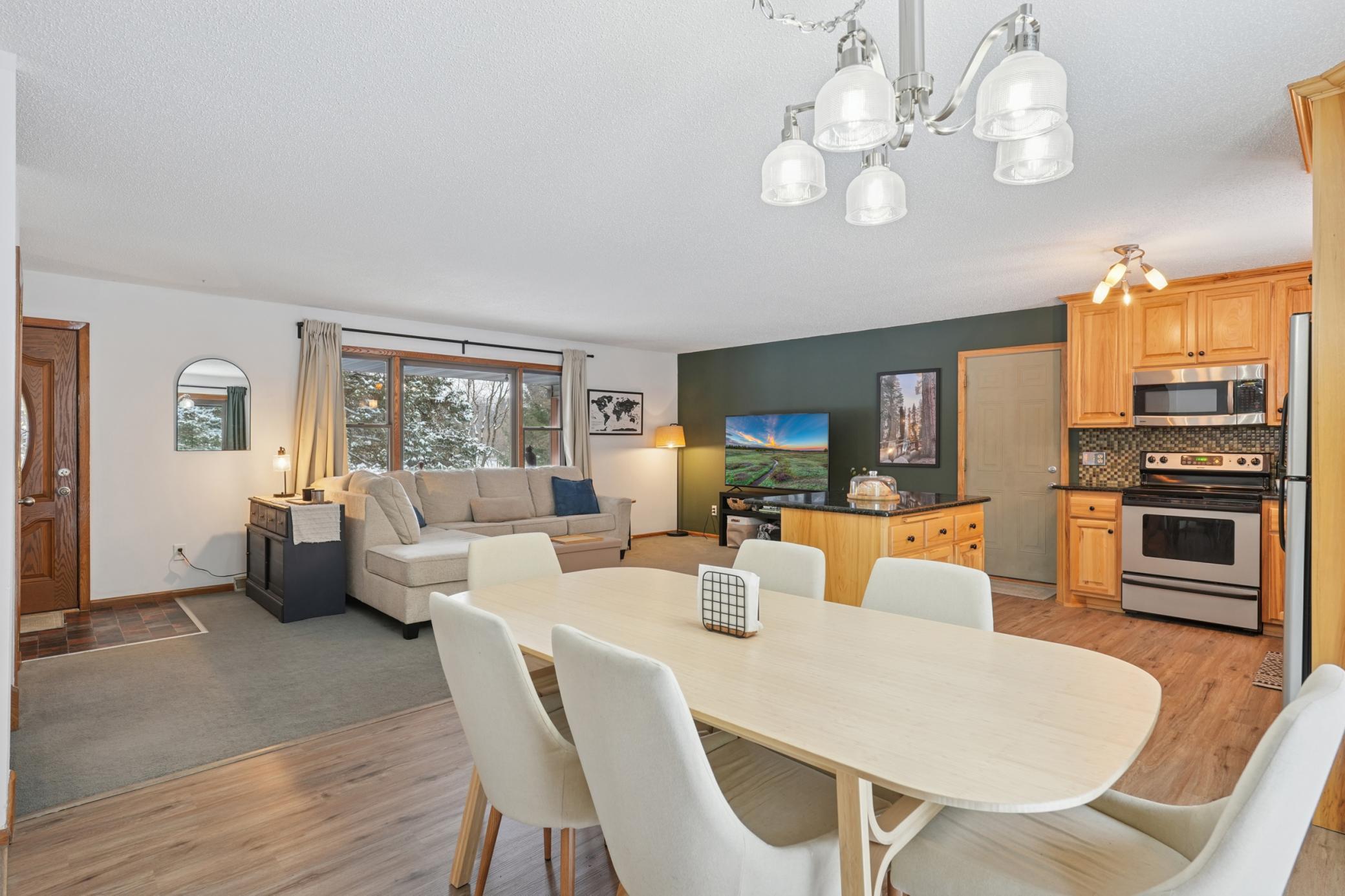 Hudson, Wisconsin, 54016, United States, 3 Bedrooms Bedrooms, ,1 BathroomBathrooms,Residential,For Sale,2002060