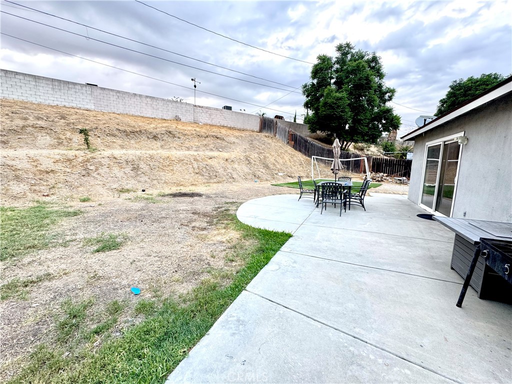 Colton, California, 92324, United States, 4 Bedrooms Bedrooms, ,2 BathroomsBathrooms,Residential,For Sale,1964094