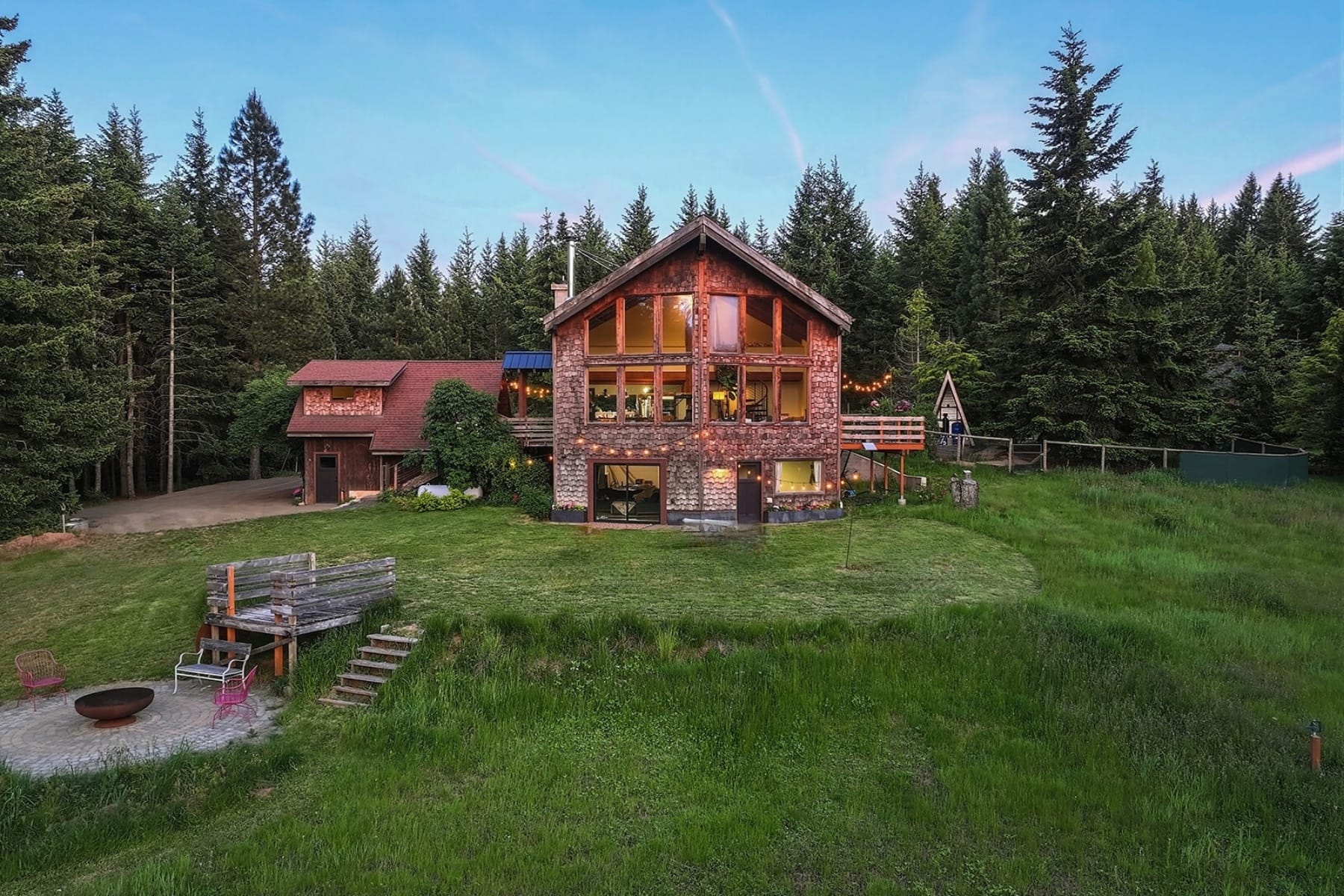  99 TUNNEL RD White Salmon, WA 98672 - 物件實景
