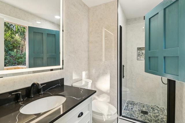 La Jolla, California, 92037, United States, 2 Bedrooms Bedrooms, ,3 BathroomsBathrooms,Residential,For Sale,2001481