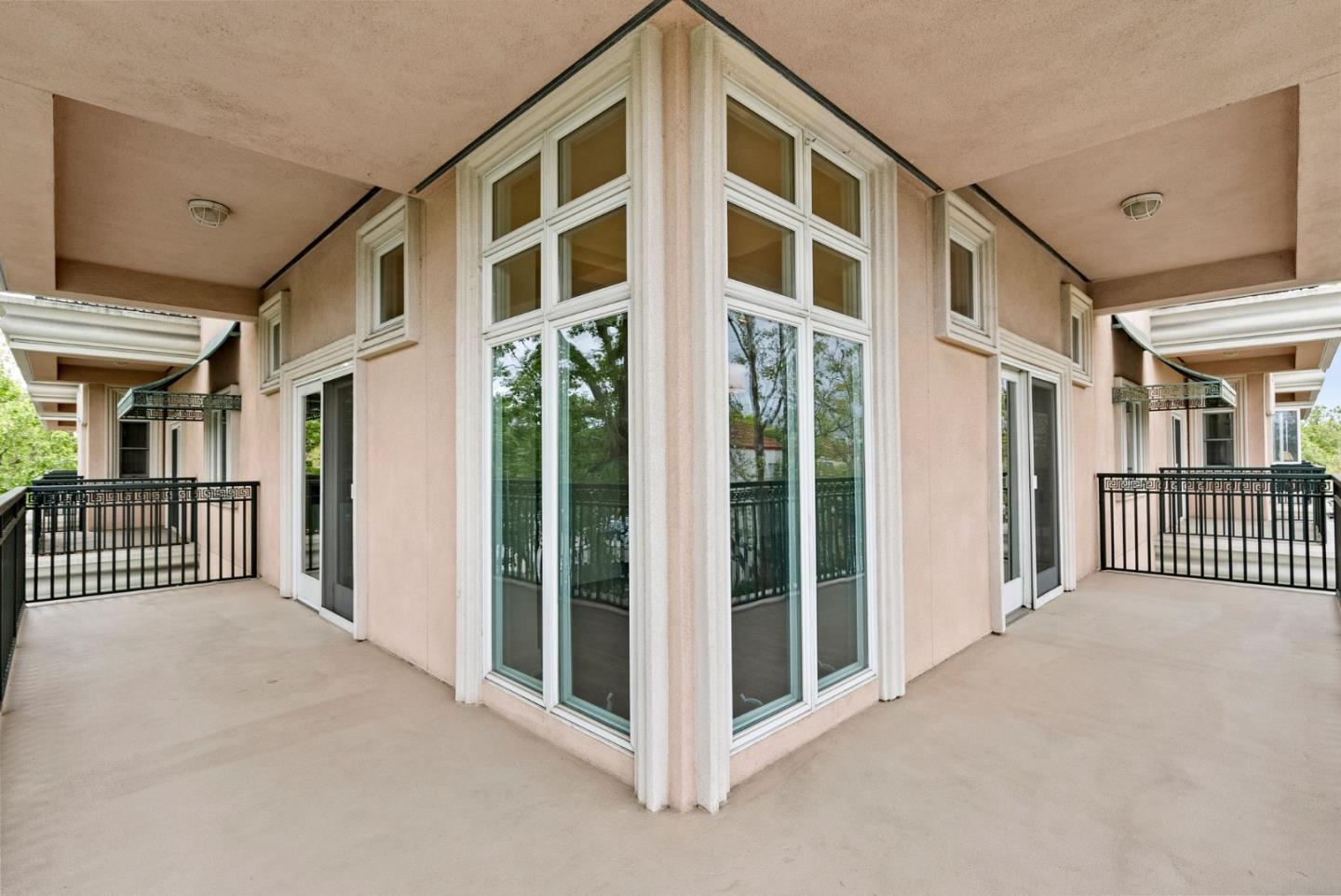 Palo Alto, California, 94306, United States, 2 Bedrooms Bedrooms, ,2 BathroomsBathrooms,Residential,For Sale,1804042